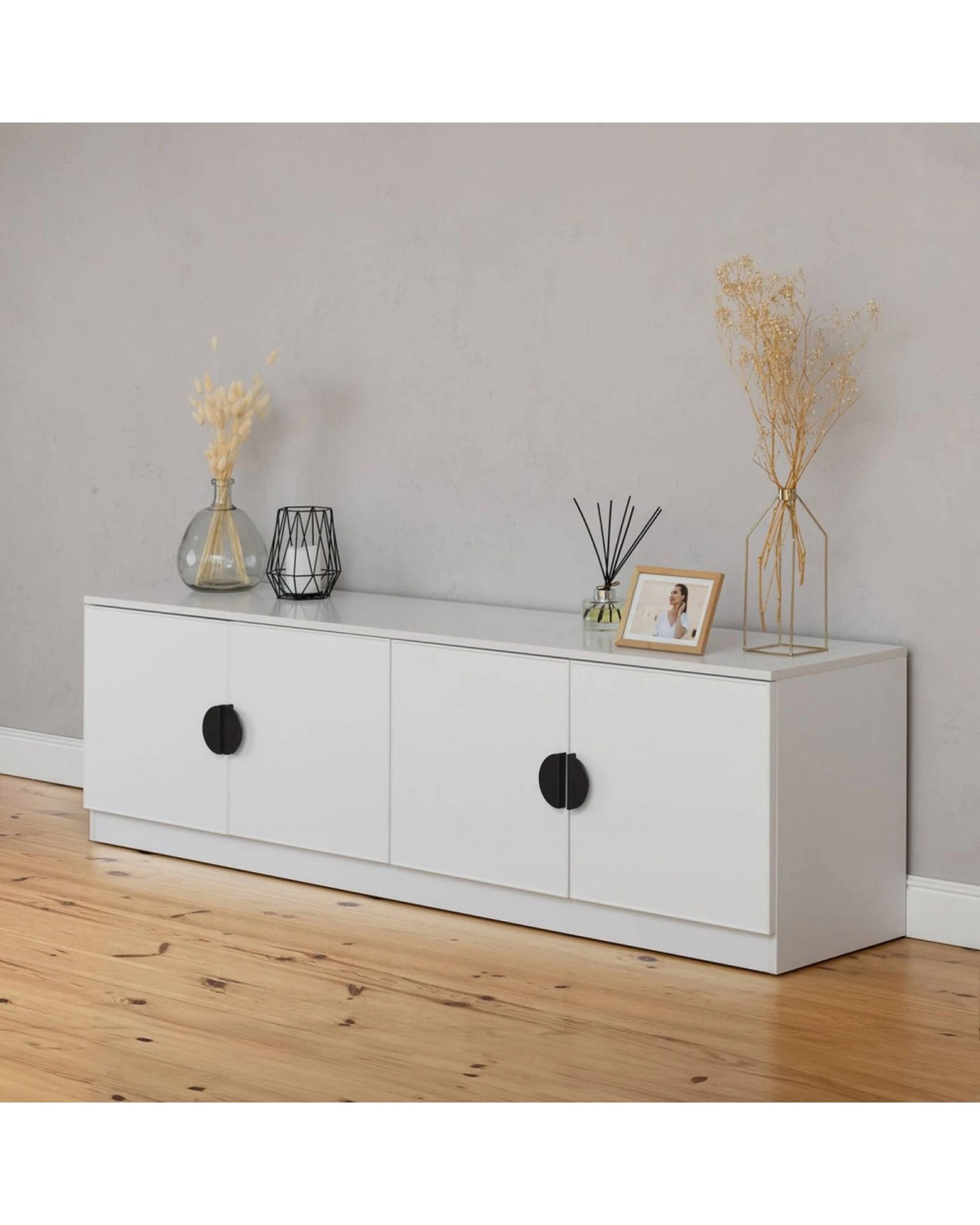 3 European Cabinetry Bucharest Slim Panel TV Unit Half Moon Handle - White, 3 of 4