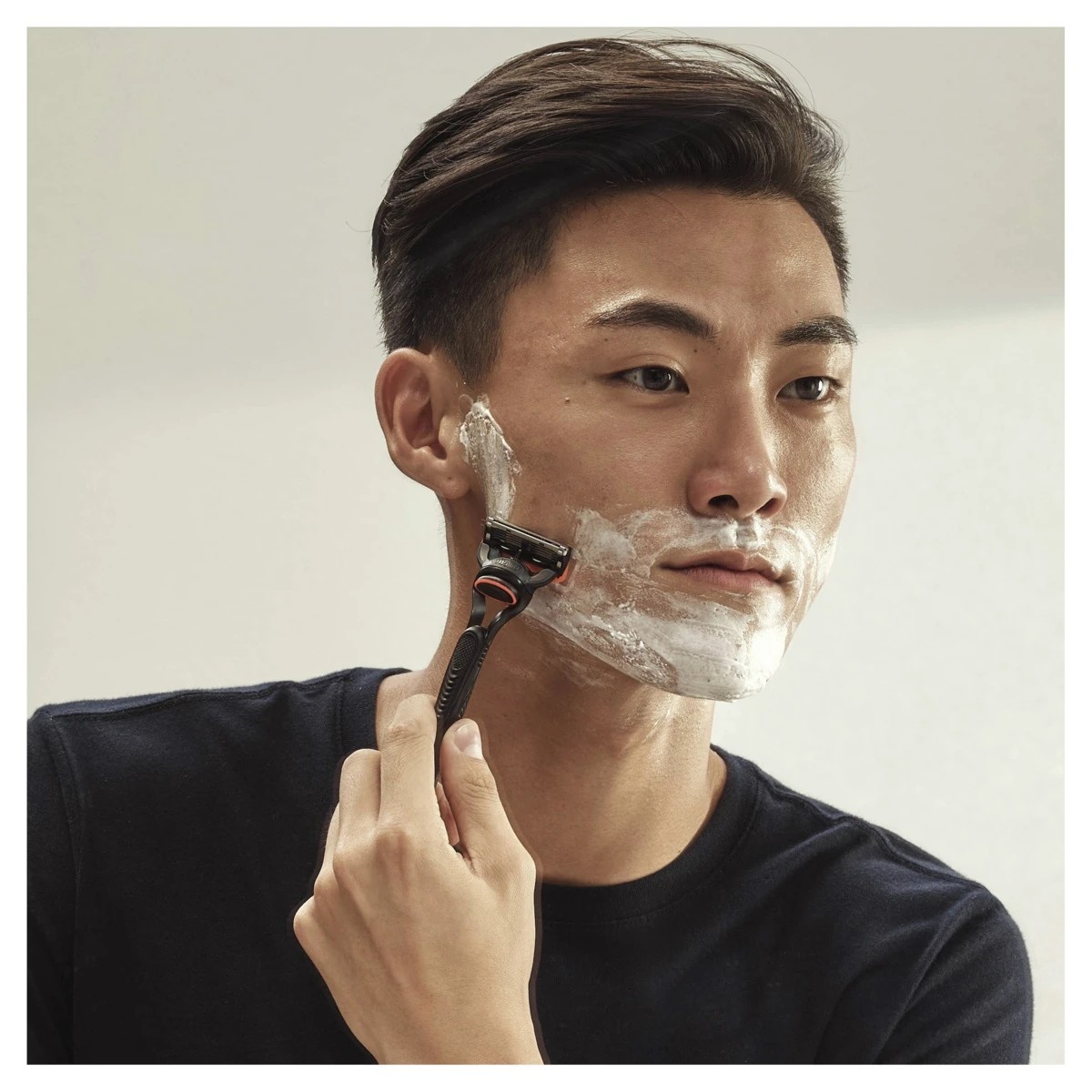 6 Gillette Fusion5 Razor, 6 of 8
