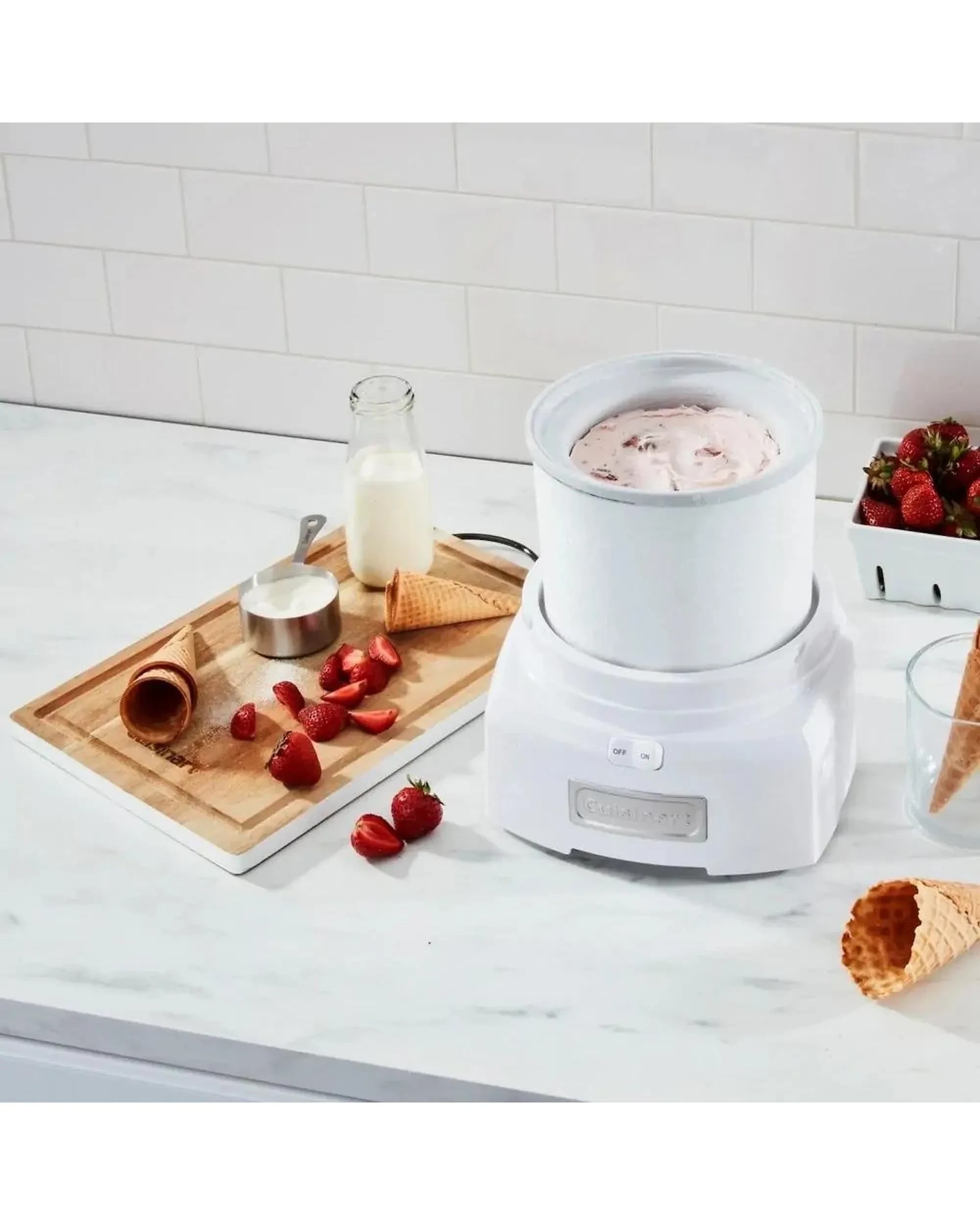 3 Cuisinart Ice Cream Maker 1.5L, 3 of 4