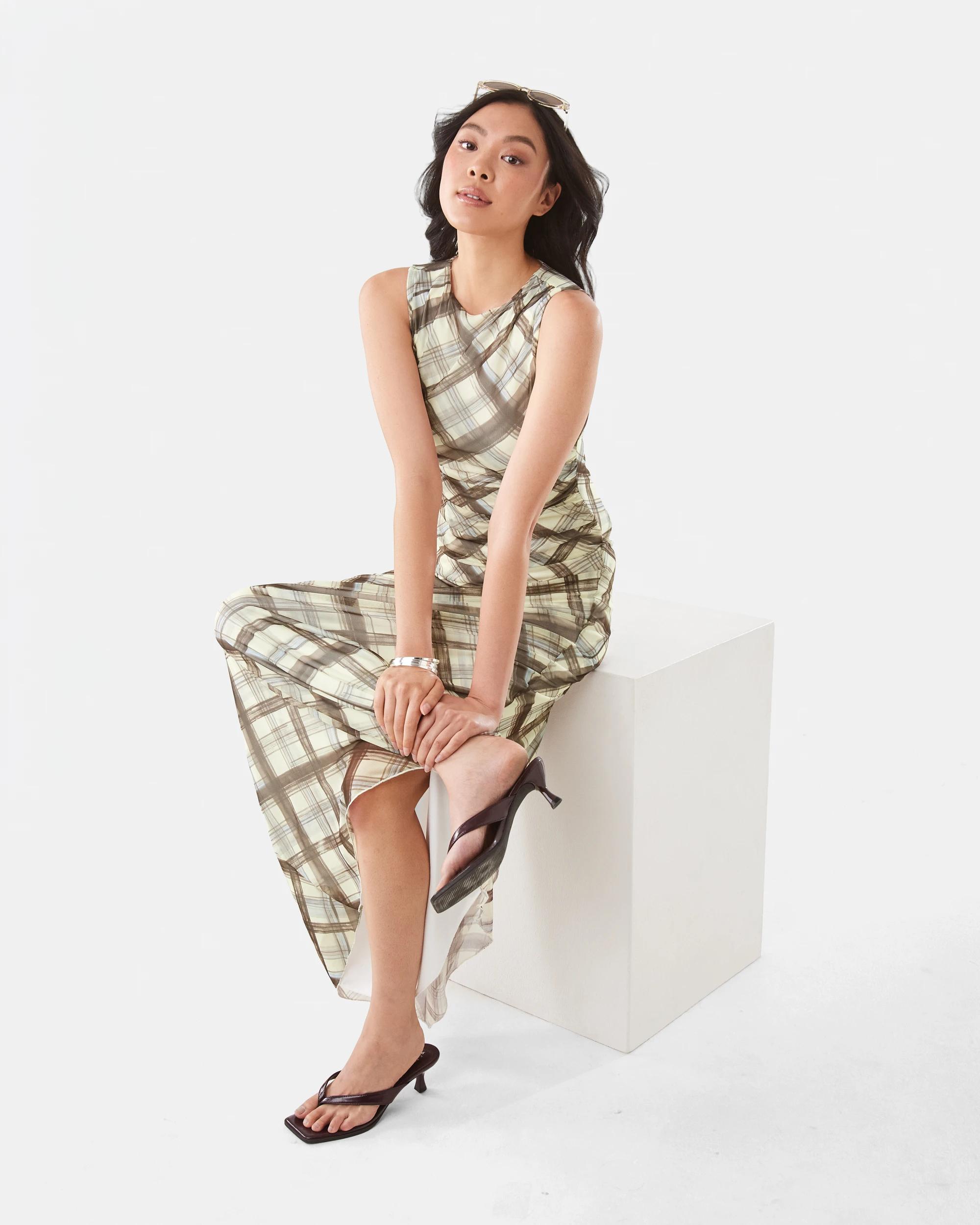 8 Sleeveless Drape Detail Tank Butter Chk, 8 of 9