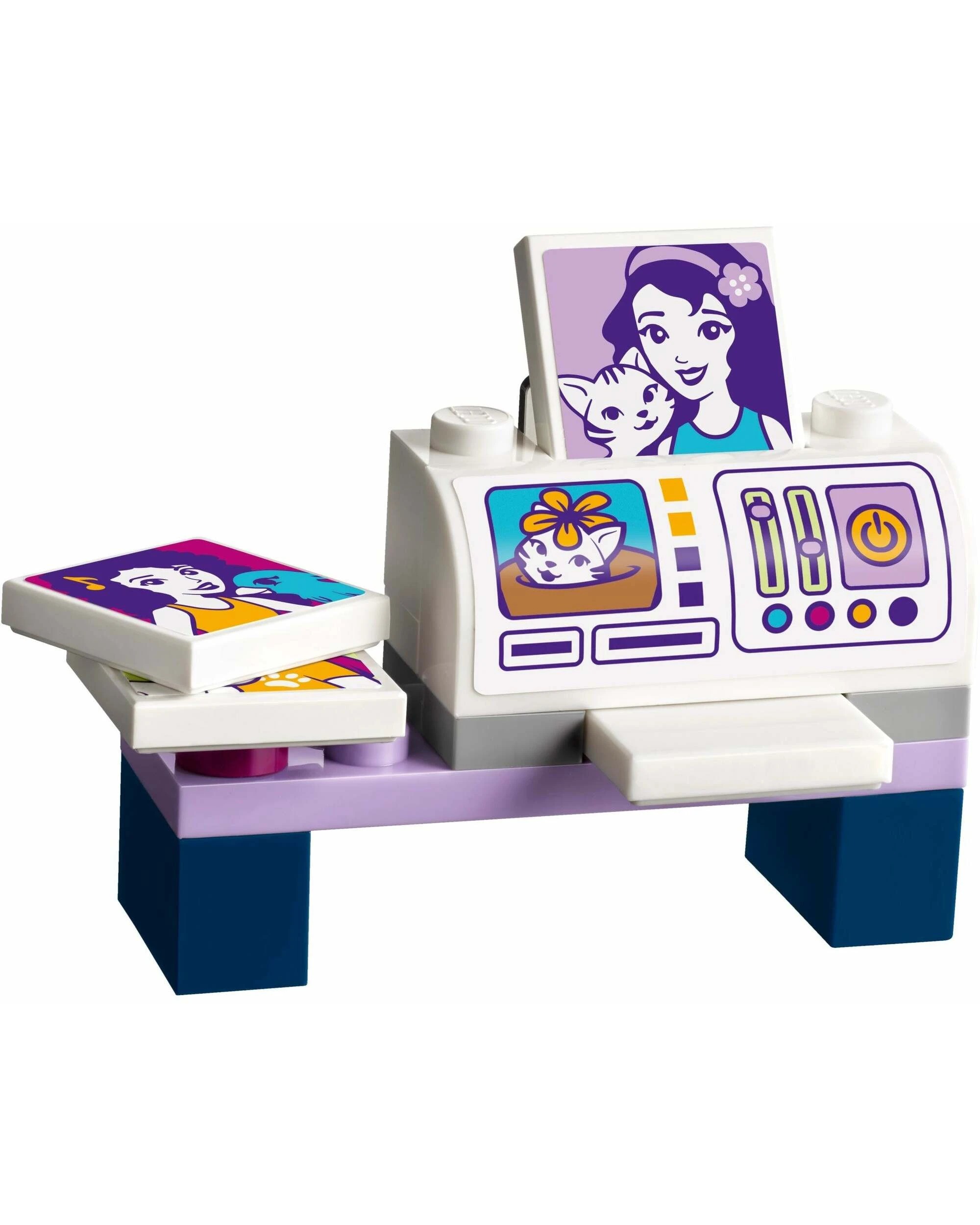 3 LEGO 41305 Emma's Photo Studio Playset with Mini-doll Figure, 3 of 5