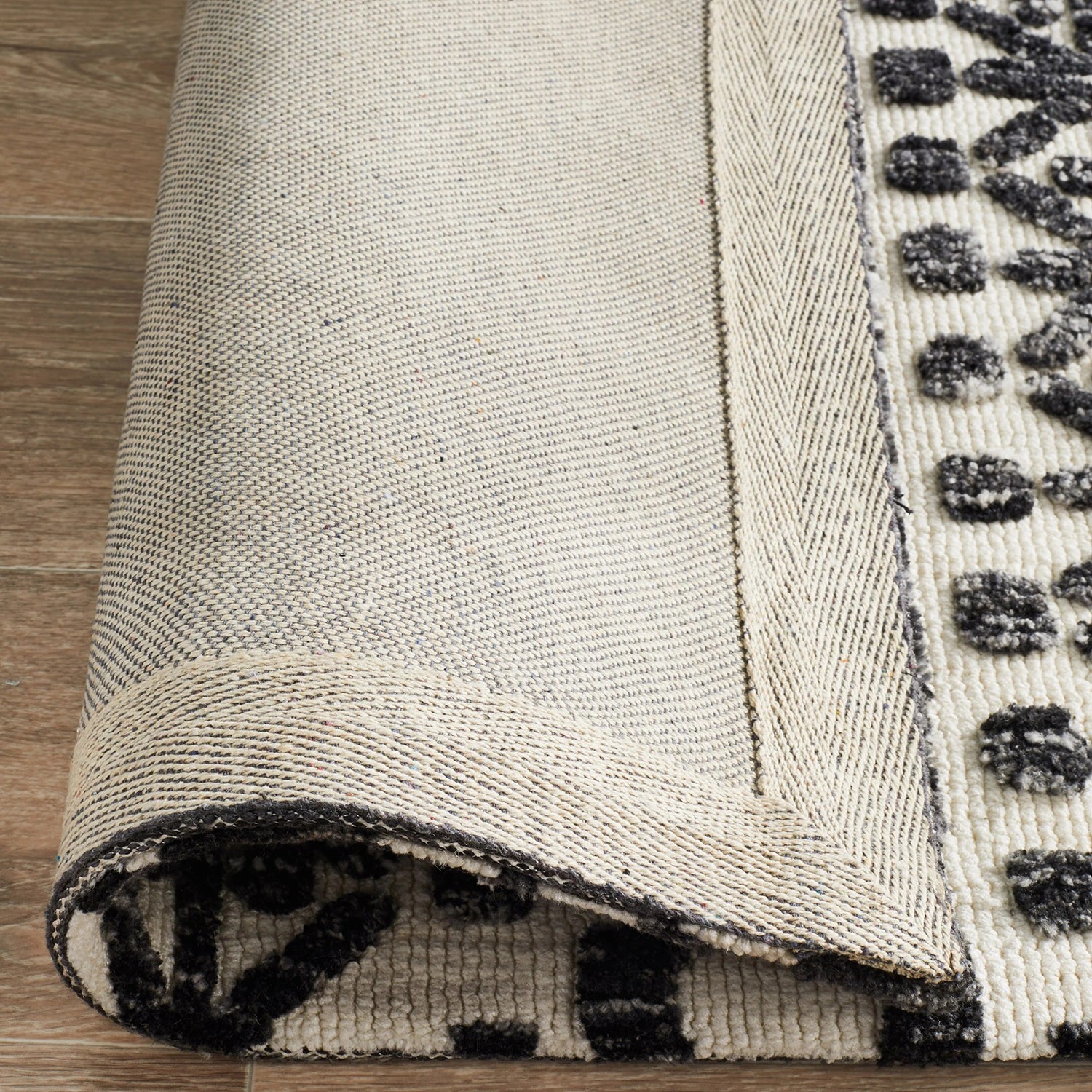 7 Common Ground Rugs Klara 363 225x155cm - Medium Hand Loomed Floor Rug - Charcoal, 7 of 7