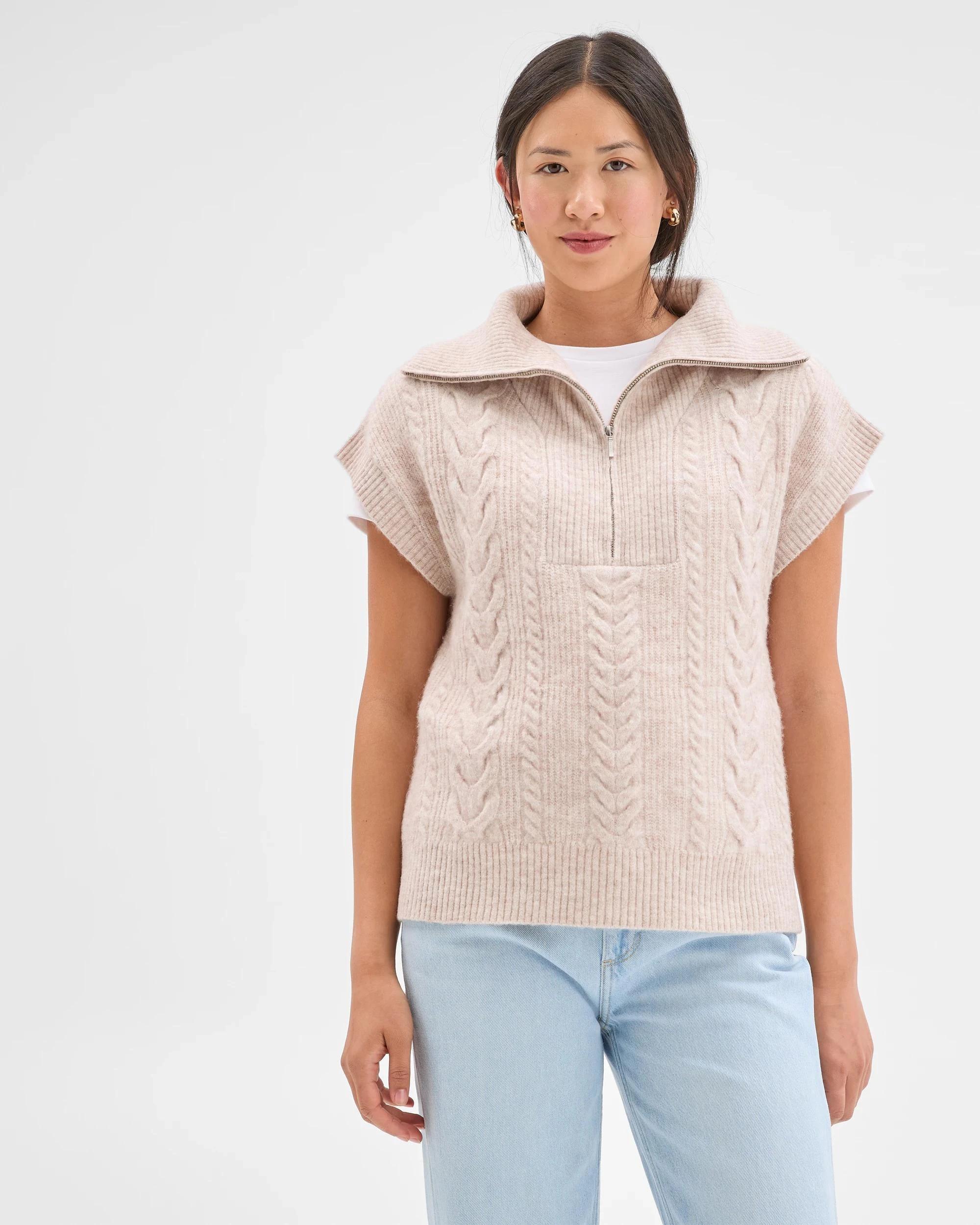 2 Target Woman Lightweight Lofty Cable Knit Vest PEBBLE, 2 of 7