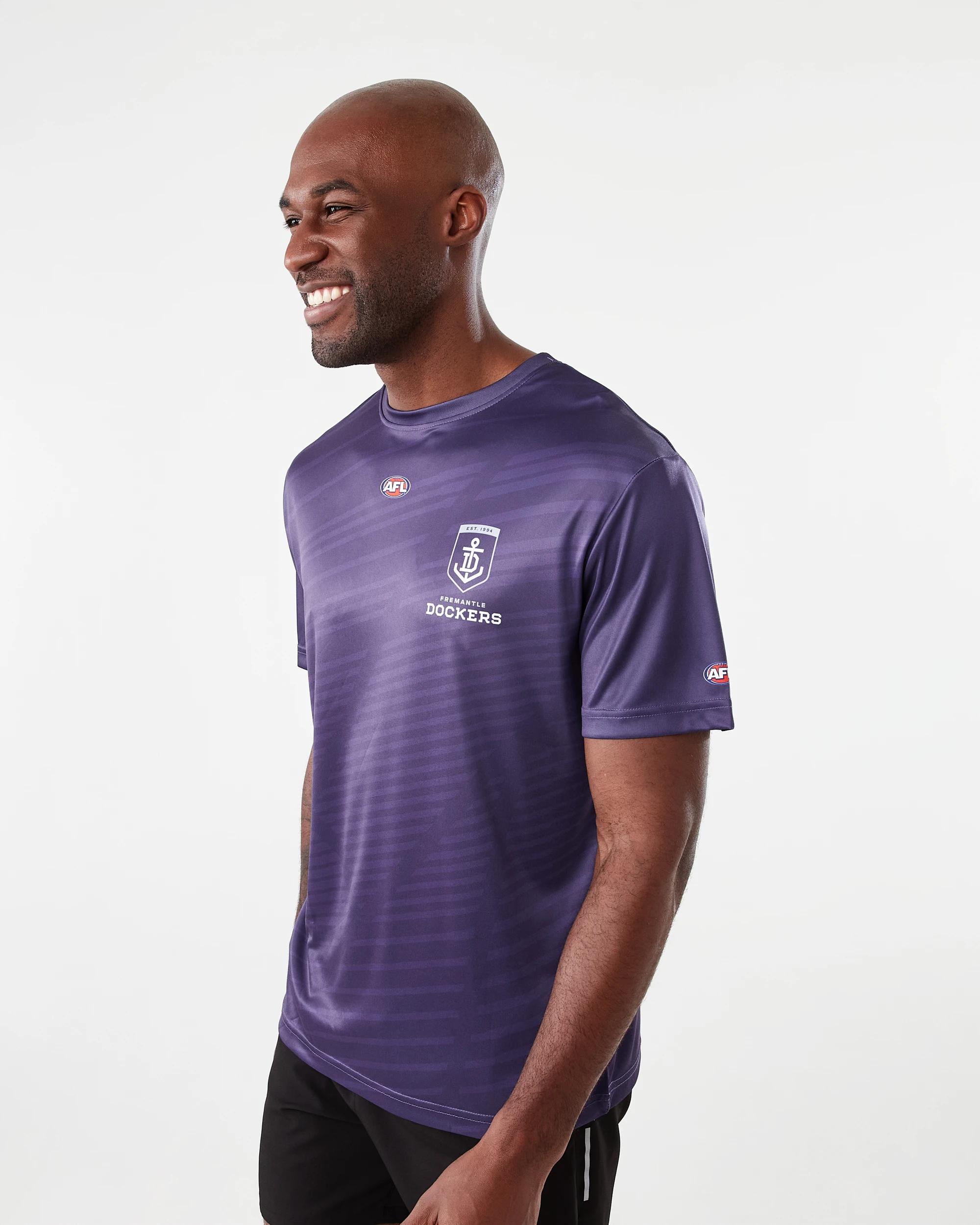 2 Official AFL Adult Training T-shirt Fremantle, 2 of 9