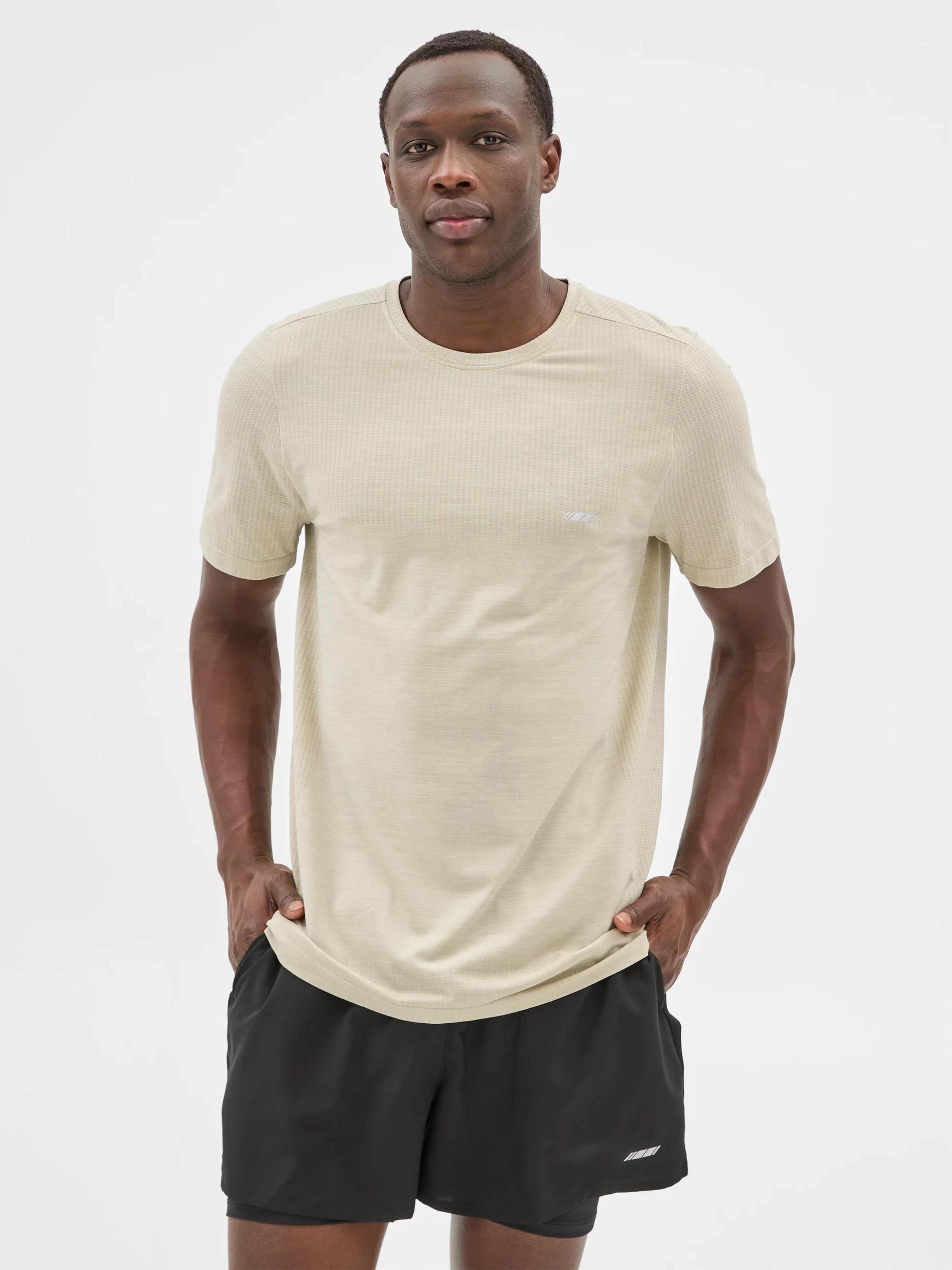 1 Target Active Training T-Shirt STONE, 1 of 6