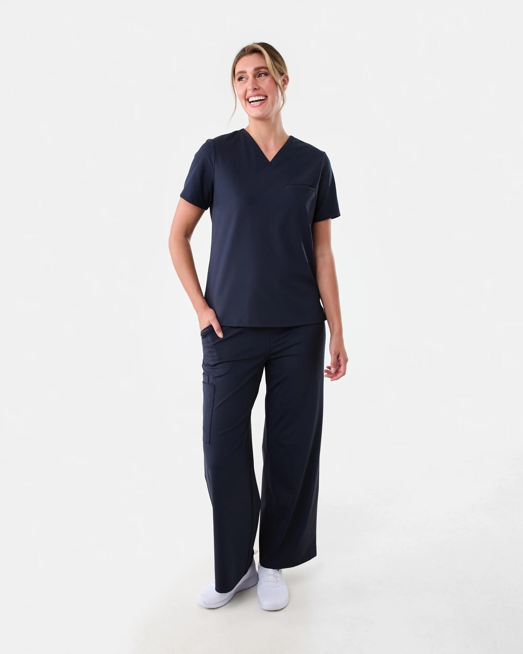 8 Workwear Performance Scrub Top Paris Blu, 8 of 8