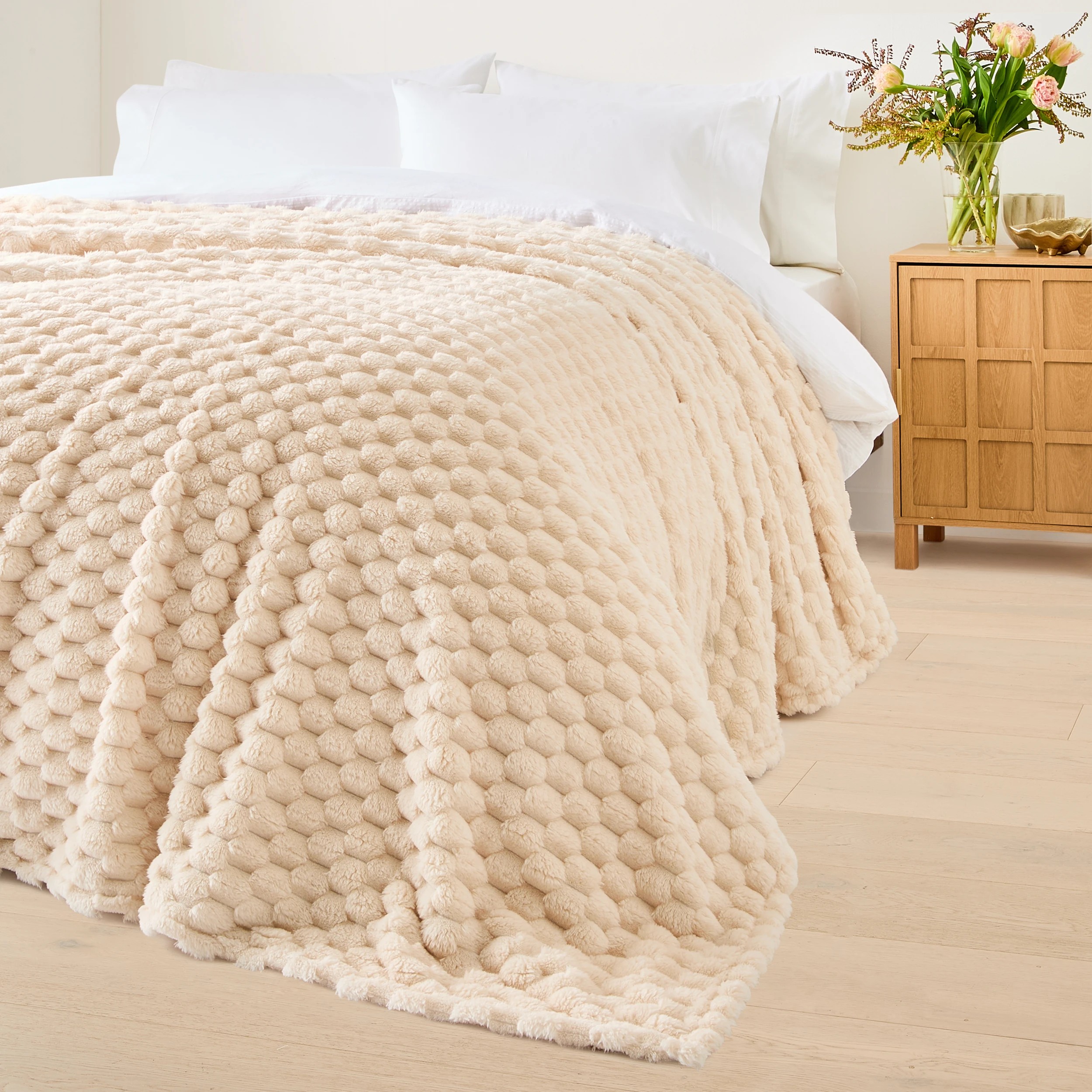 3 Plush Jacquard Blanket - Queen/King Bed, Ivory, 3 of 6