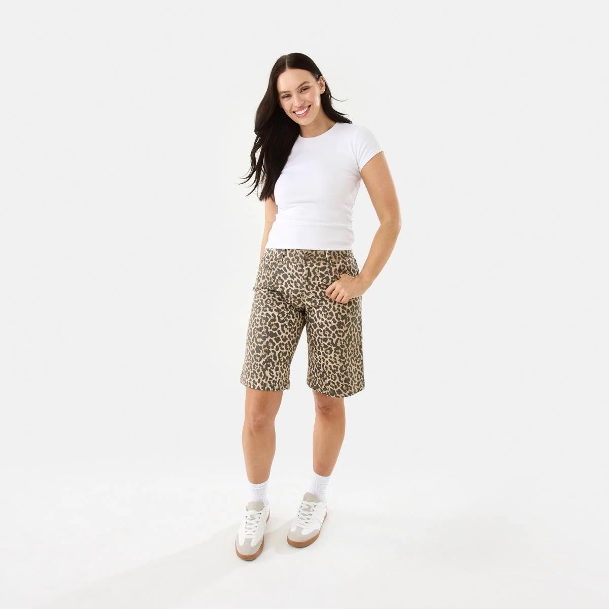 2 Leopard Jorts Leopard, 2 of 6