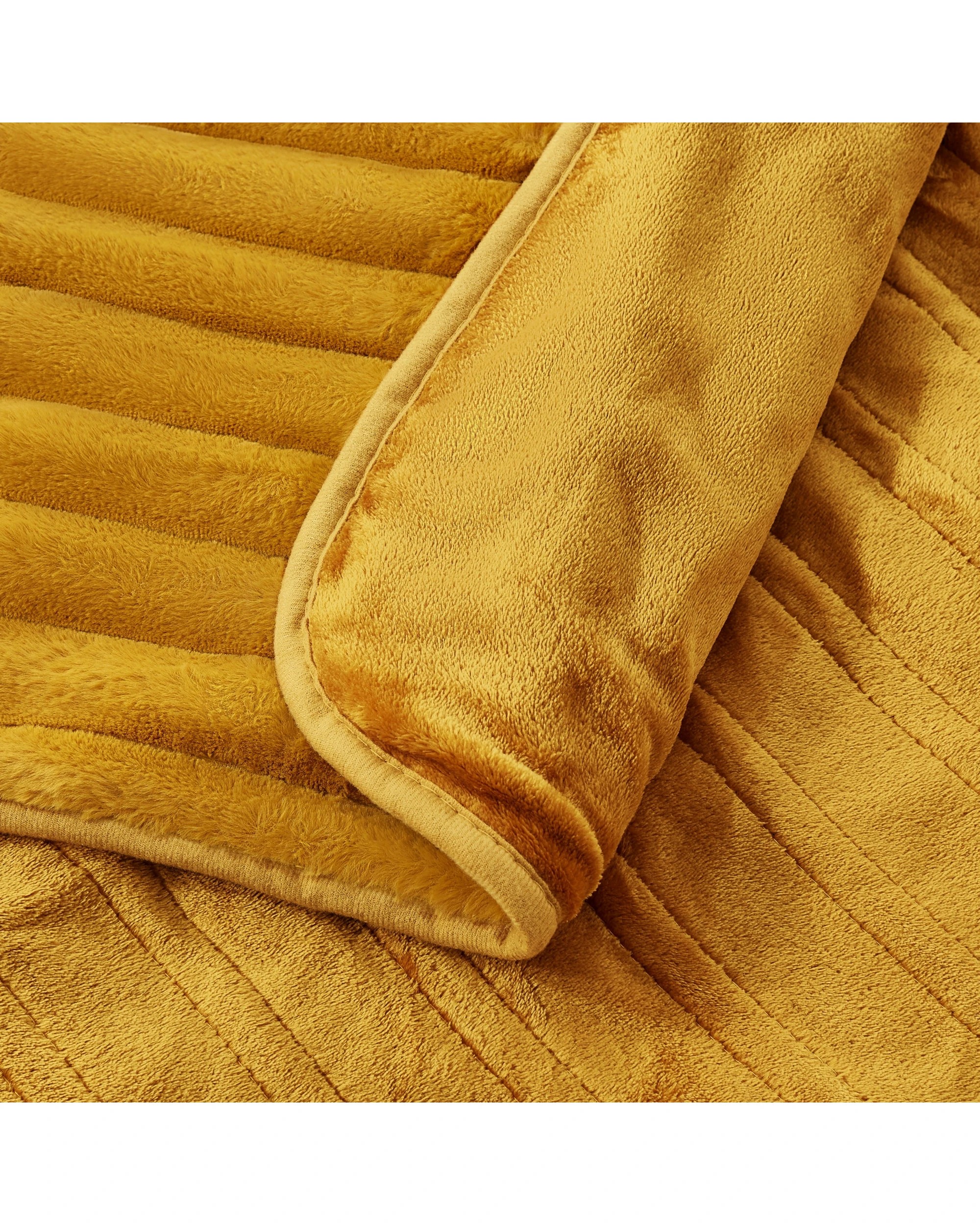 4 Dreamaker Cirra Chunky Embossed Fleece Heated Throw 130x160cm - Mustard Gold, 4 of 10