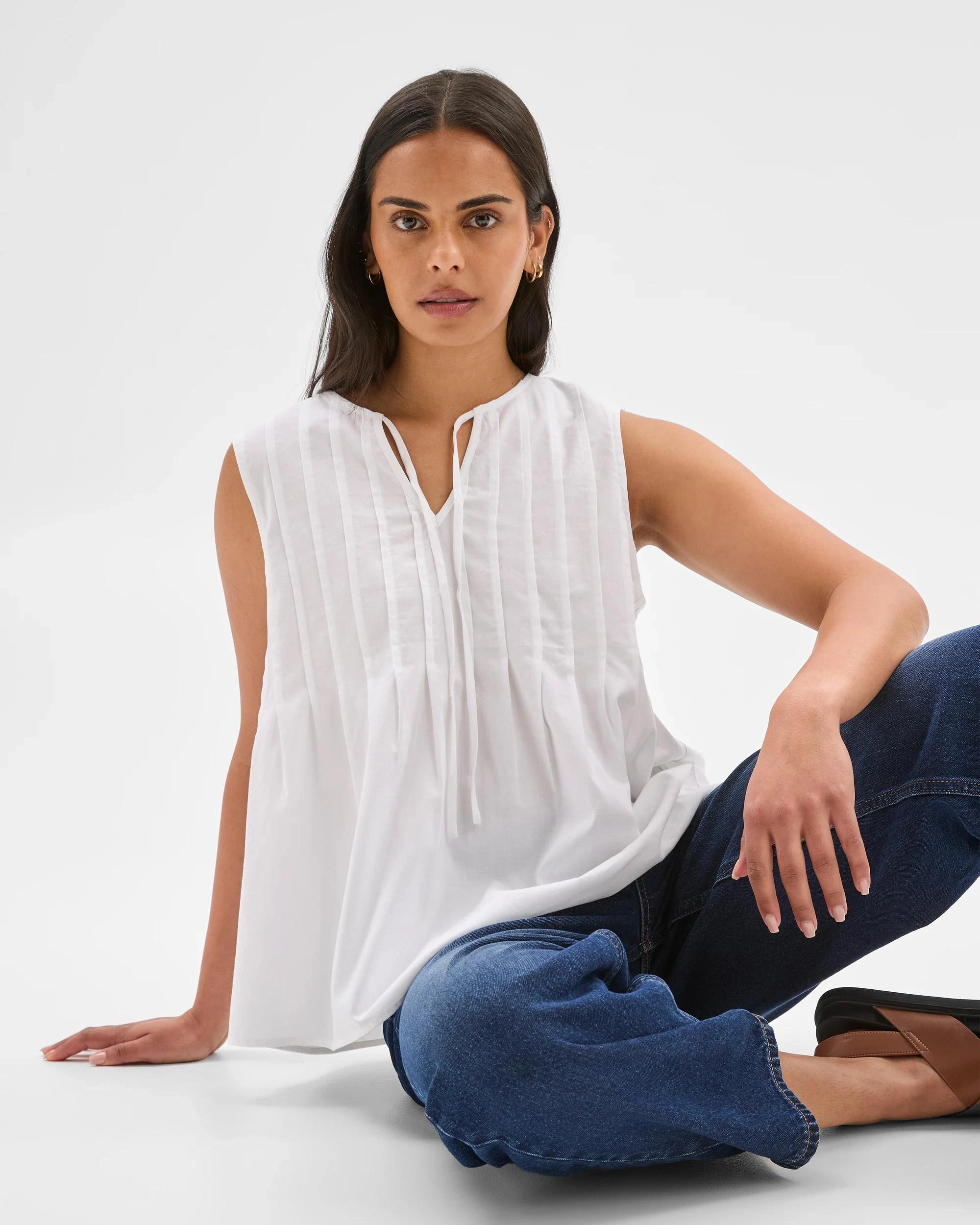 1 Target Pintuck Tank Top WHITE, 1 of 7