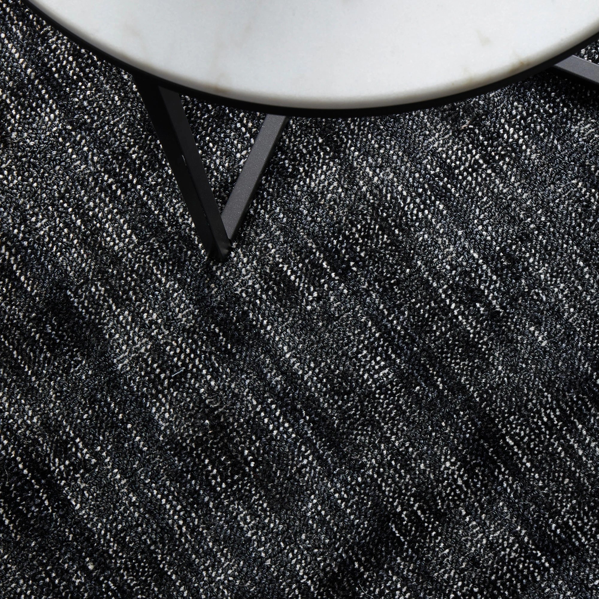 4 Common Ground Rugs Cerulean 40 225x155cm - Black, 4 of 8