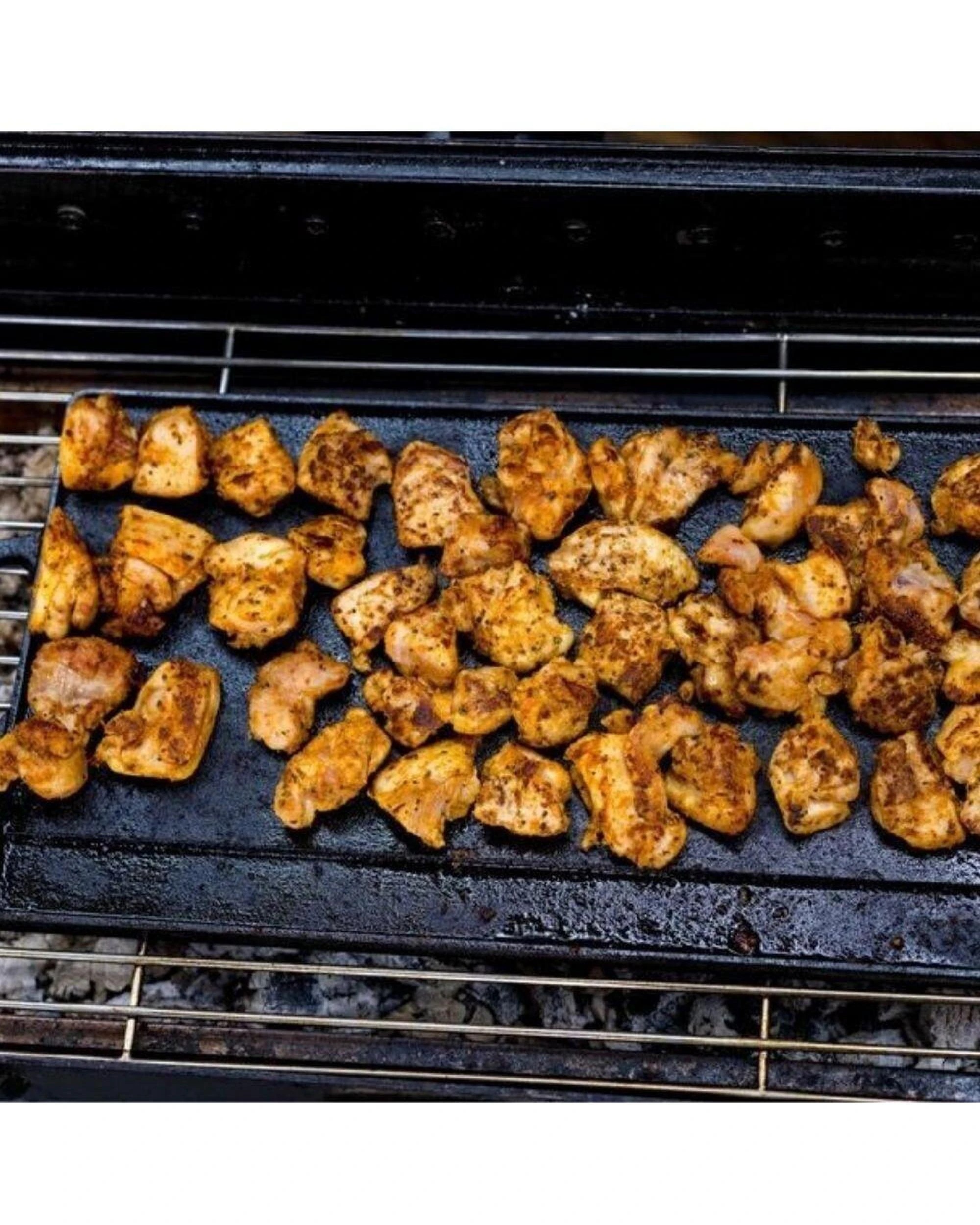 4 Flaming Coals Cast Iron Griddle Hotplate 50cm x 25cm, 4 of 6