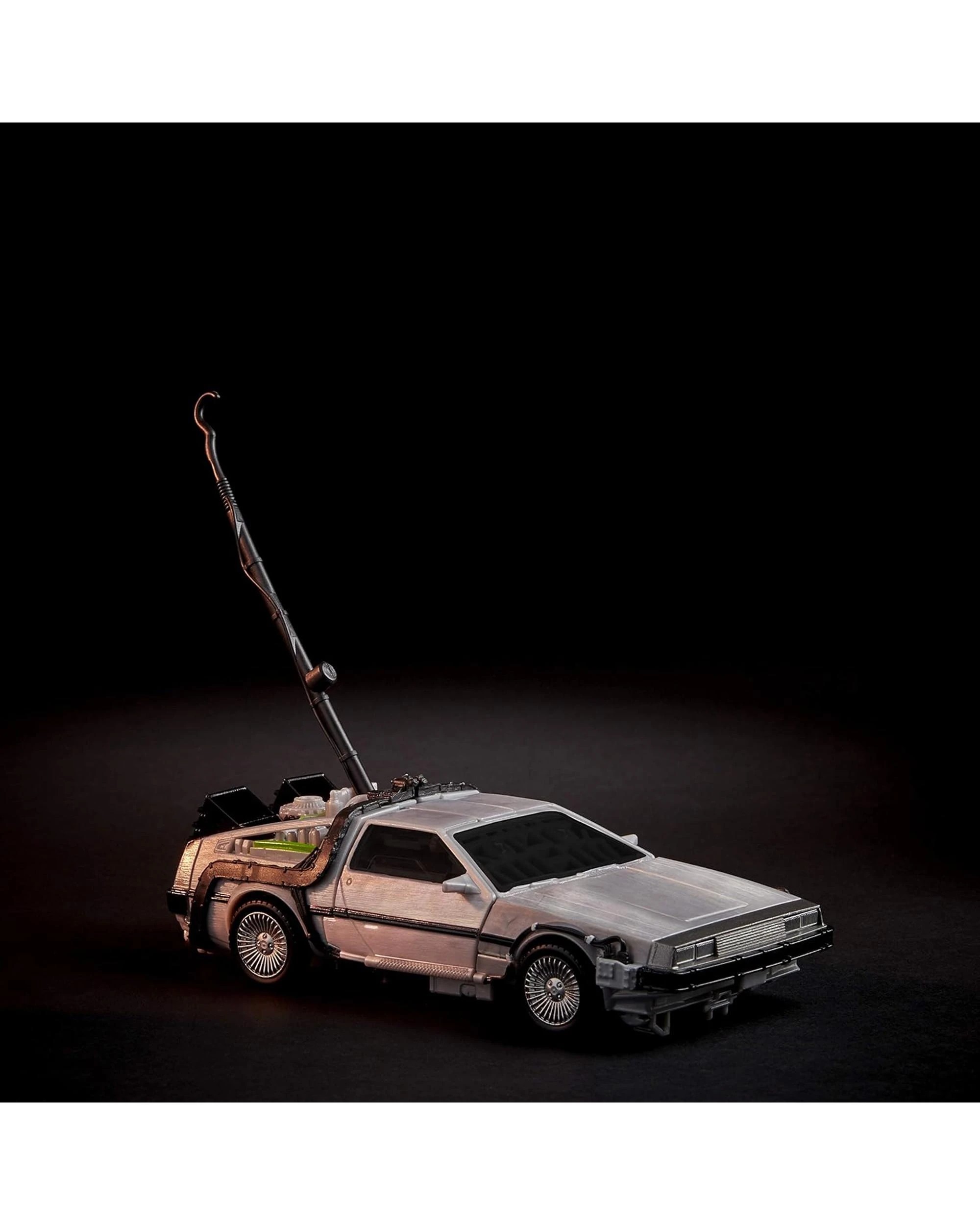 8 Transformers: Generations Back to the Future Mash-Up Gigawatt Action Figure, 8 of 10