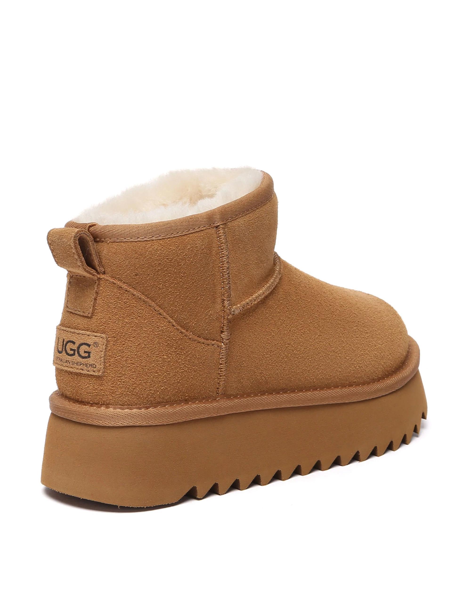 3 Australian Shepherd UGG Helia Platform Boots CHESTNUT, 3 of 5