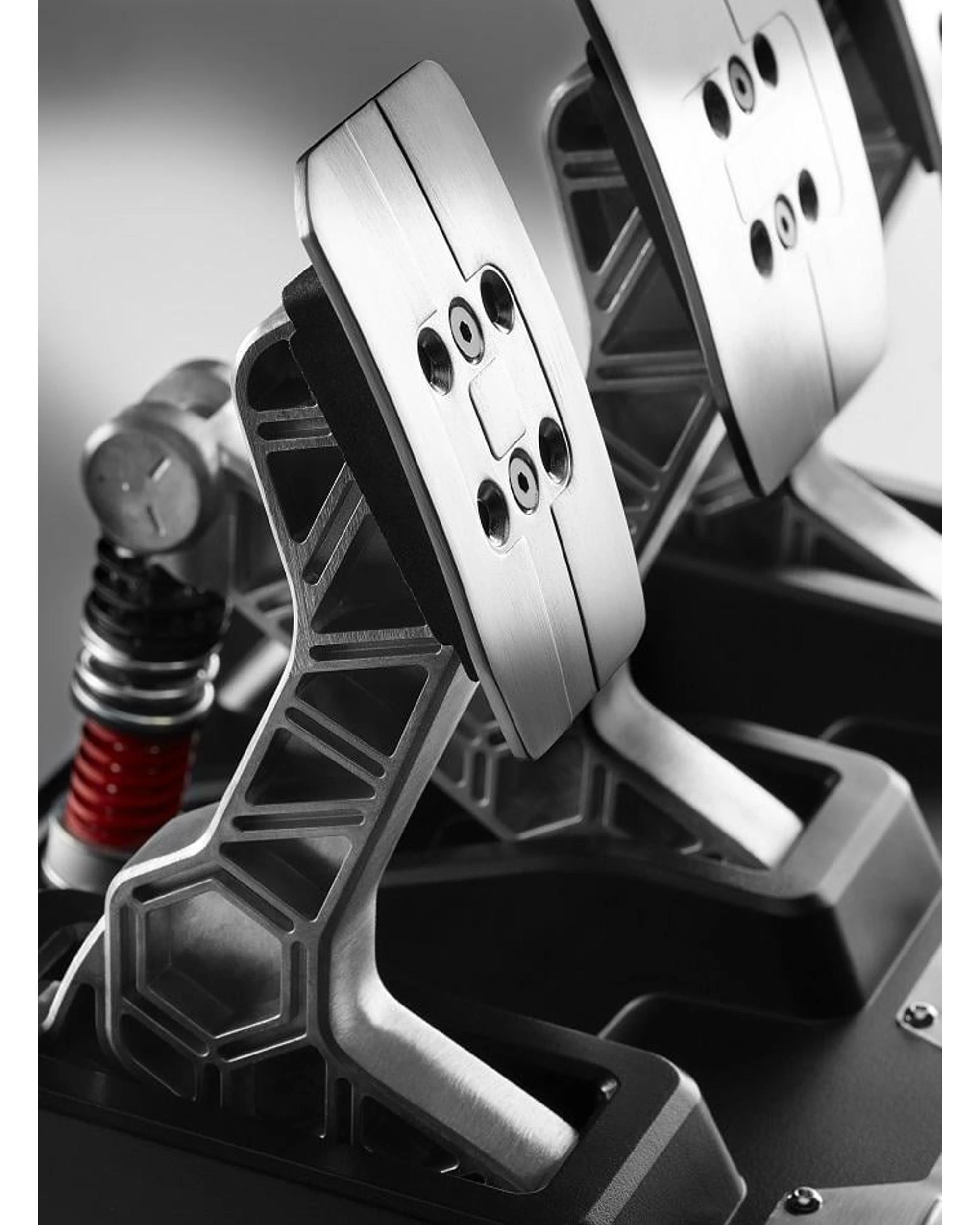 7 Thrustmaster T-LCM Load Cell and Magnetic Pedals for PS5, XBOX, PC, 7 of 10