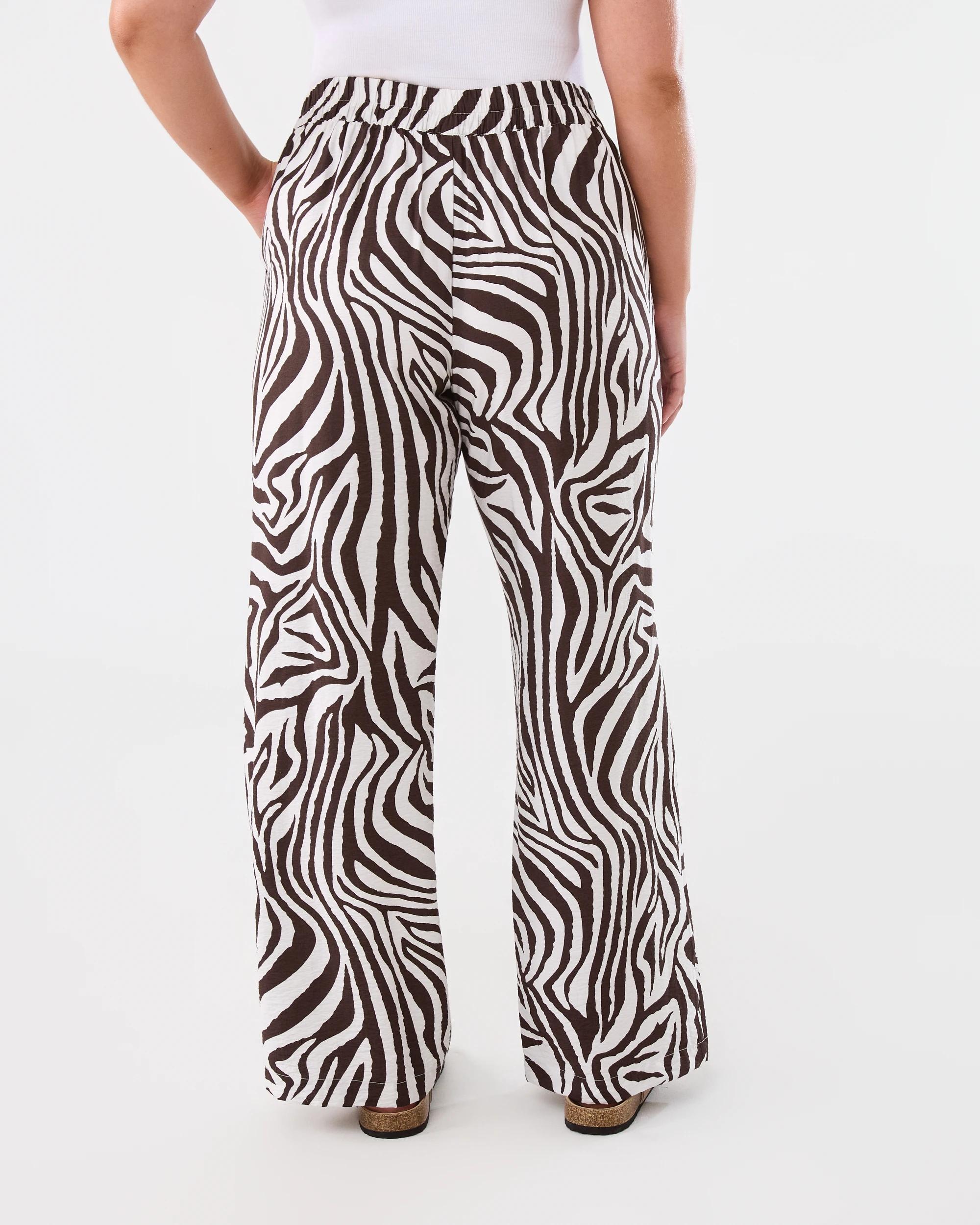 3 Printed Satin Pants Choc Zebra, 3 of 5