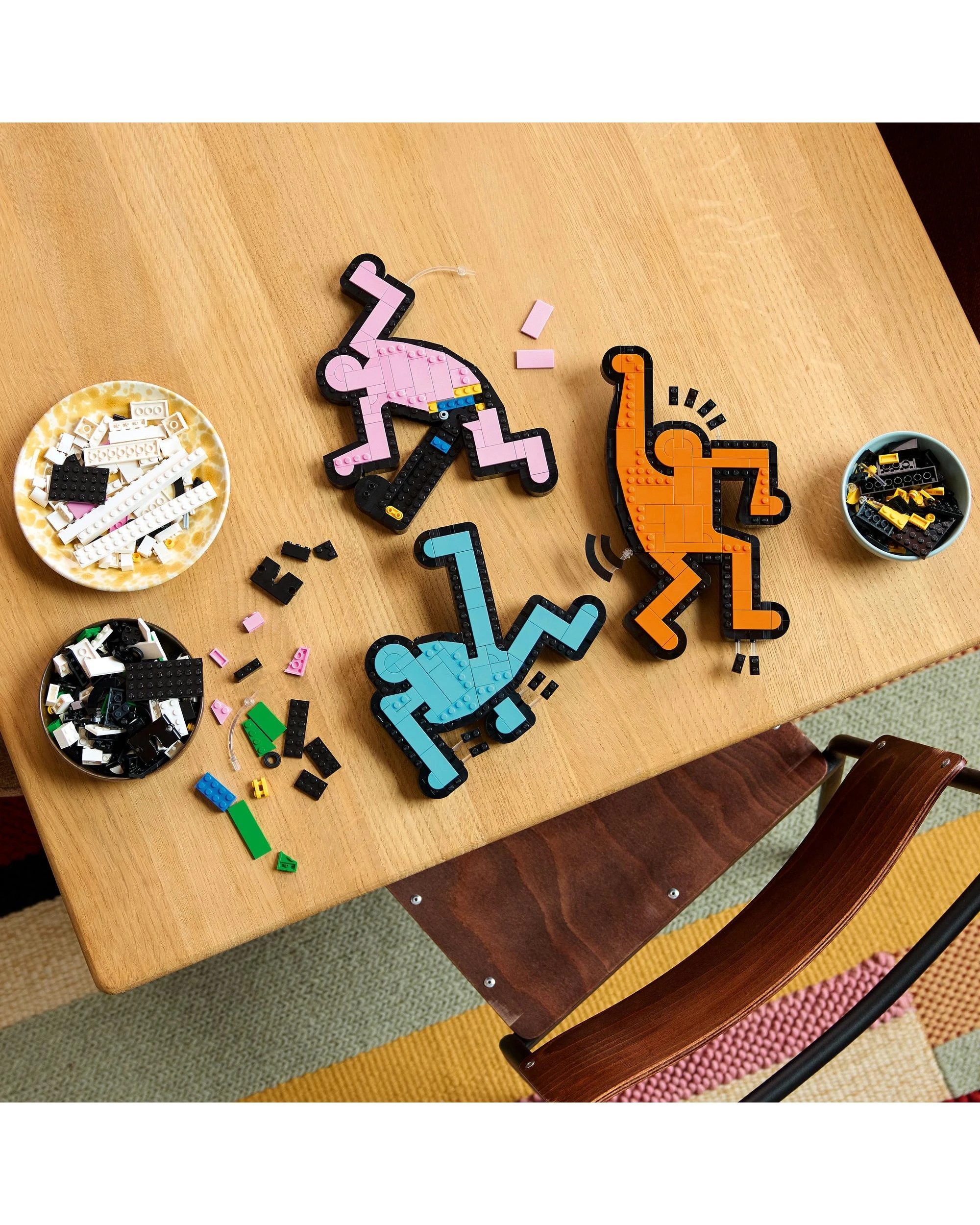 4 The LEGO Group LEGO Art: Keith Haring Dancing Figures - 31216, 4 of 10