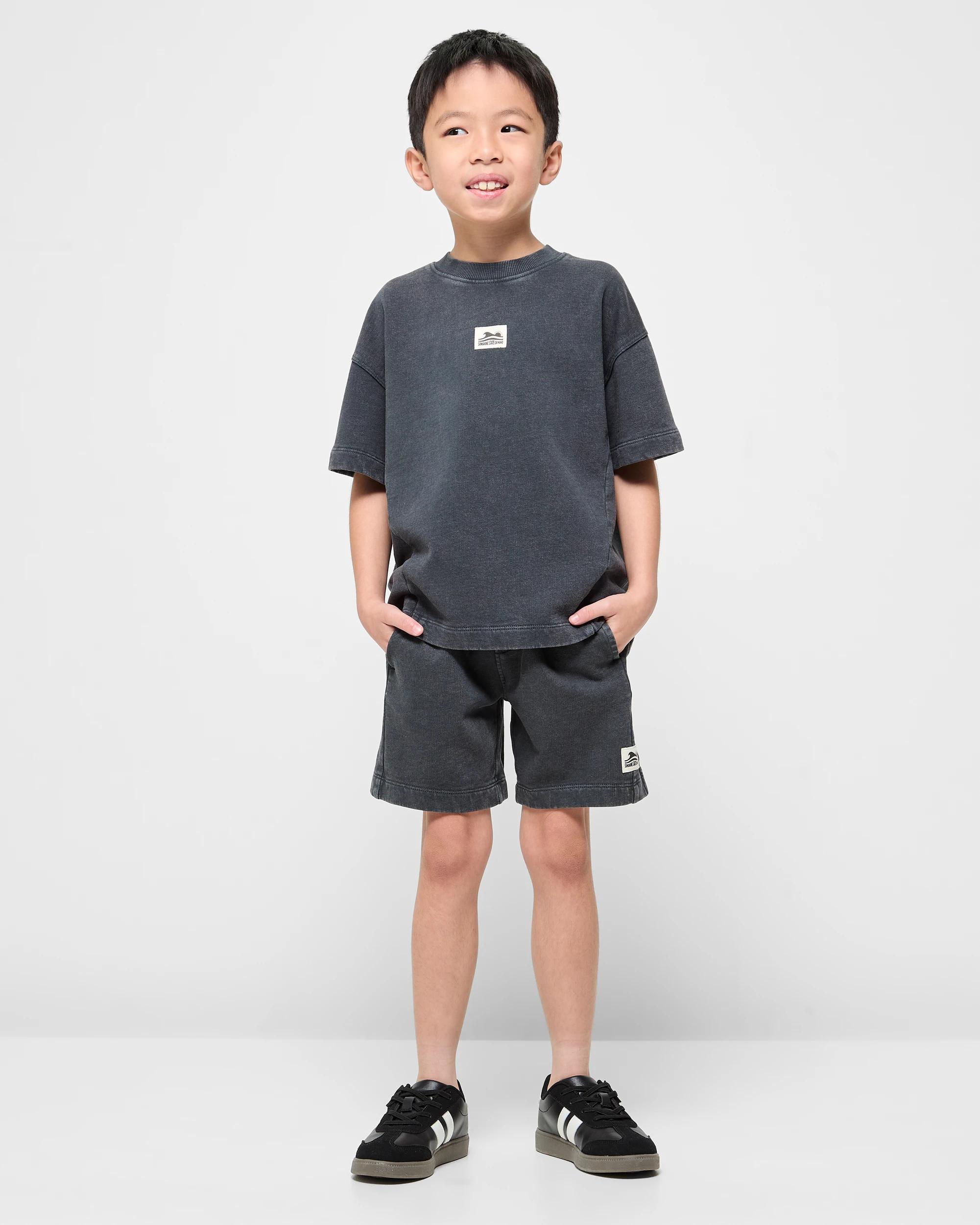 2 Target Australian Cotton Oversize Panelled T-shirt CHARCOAL, 2 of 5