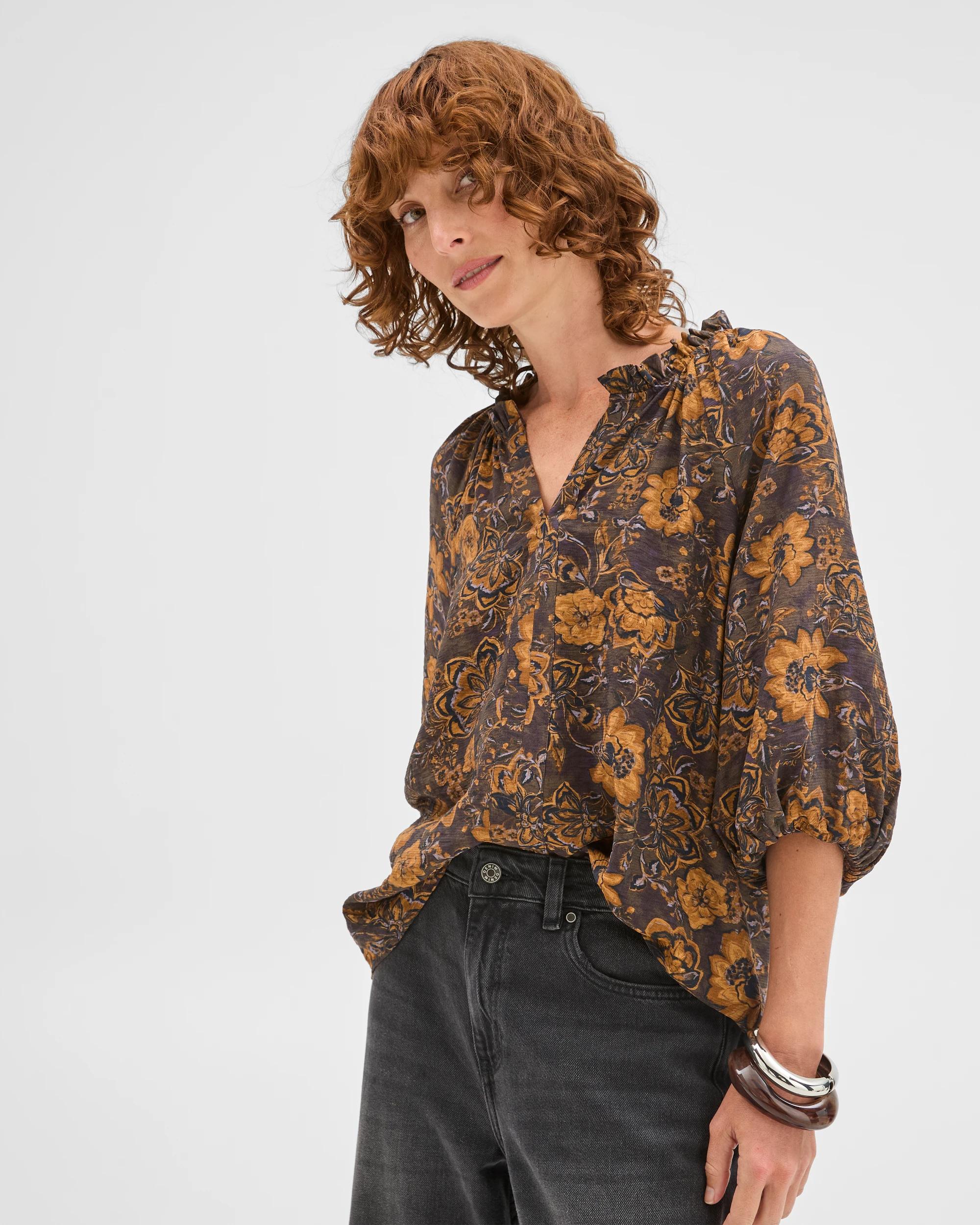 4 Target Woman Soft Gather Neck Blouse PAISLEY, 4 of 7