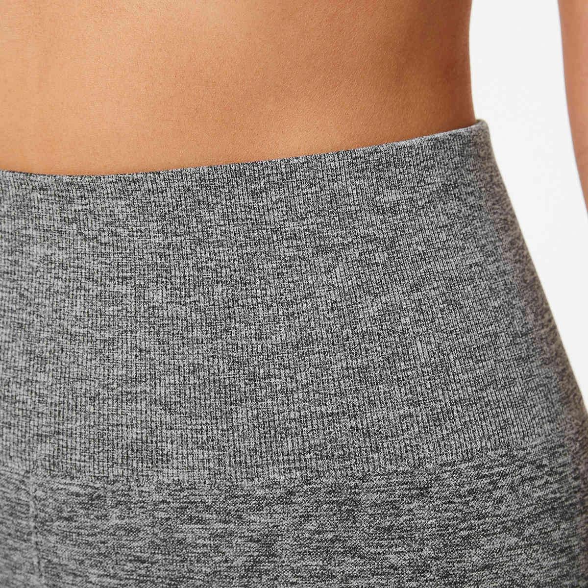 4 Active Womens Seamfree Bike Shorts Grey Marle, 4 of 6