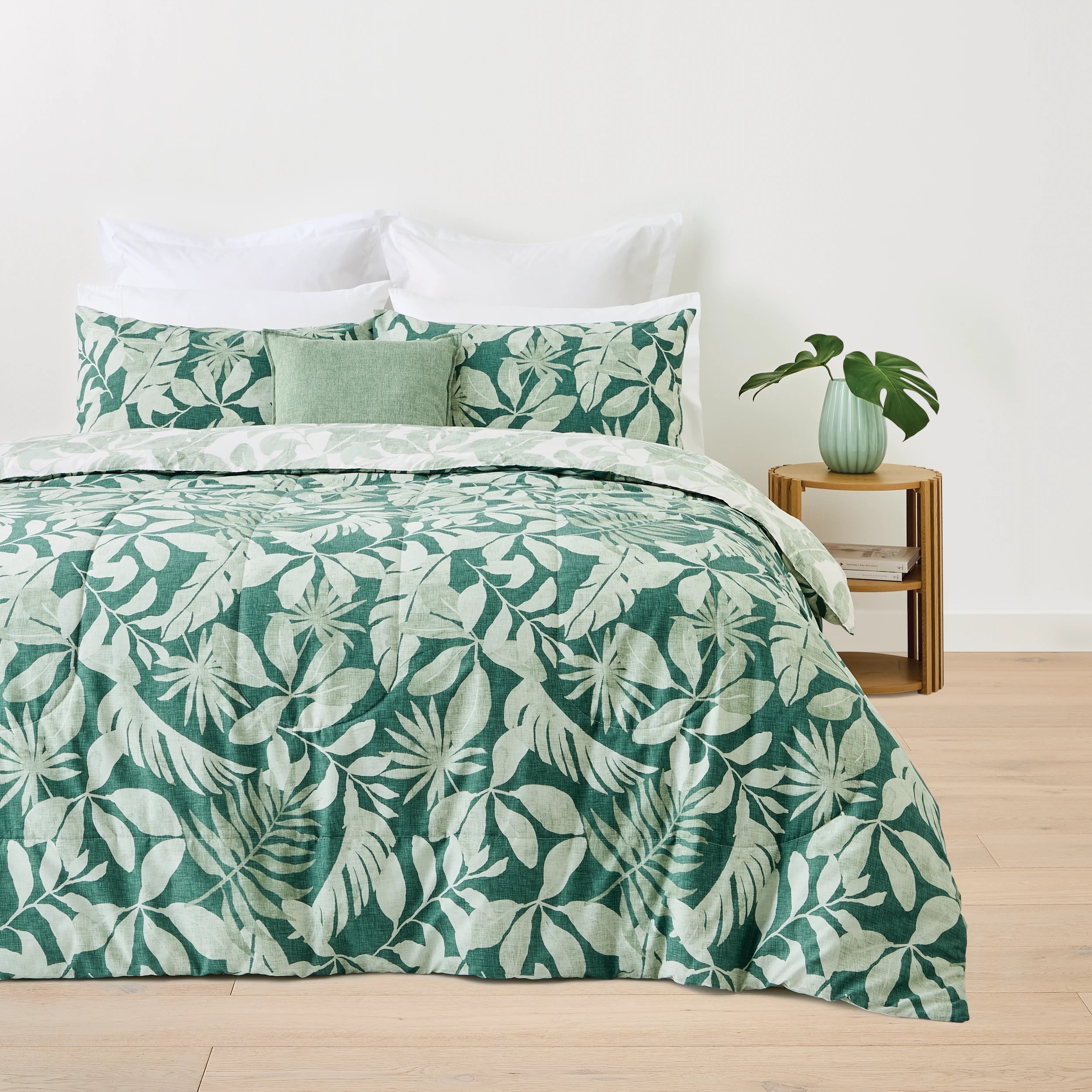 1 Cruise Cotton Rich Reversible Comforter Set - Single Bed, 1 of 7