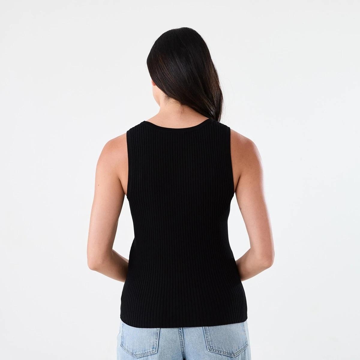 3 Sleeveless Panelled Scoop Neck Tank Black, 3 of 4