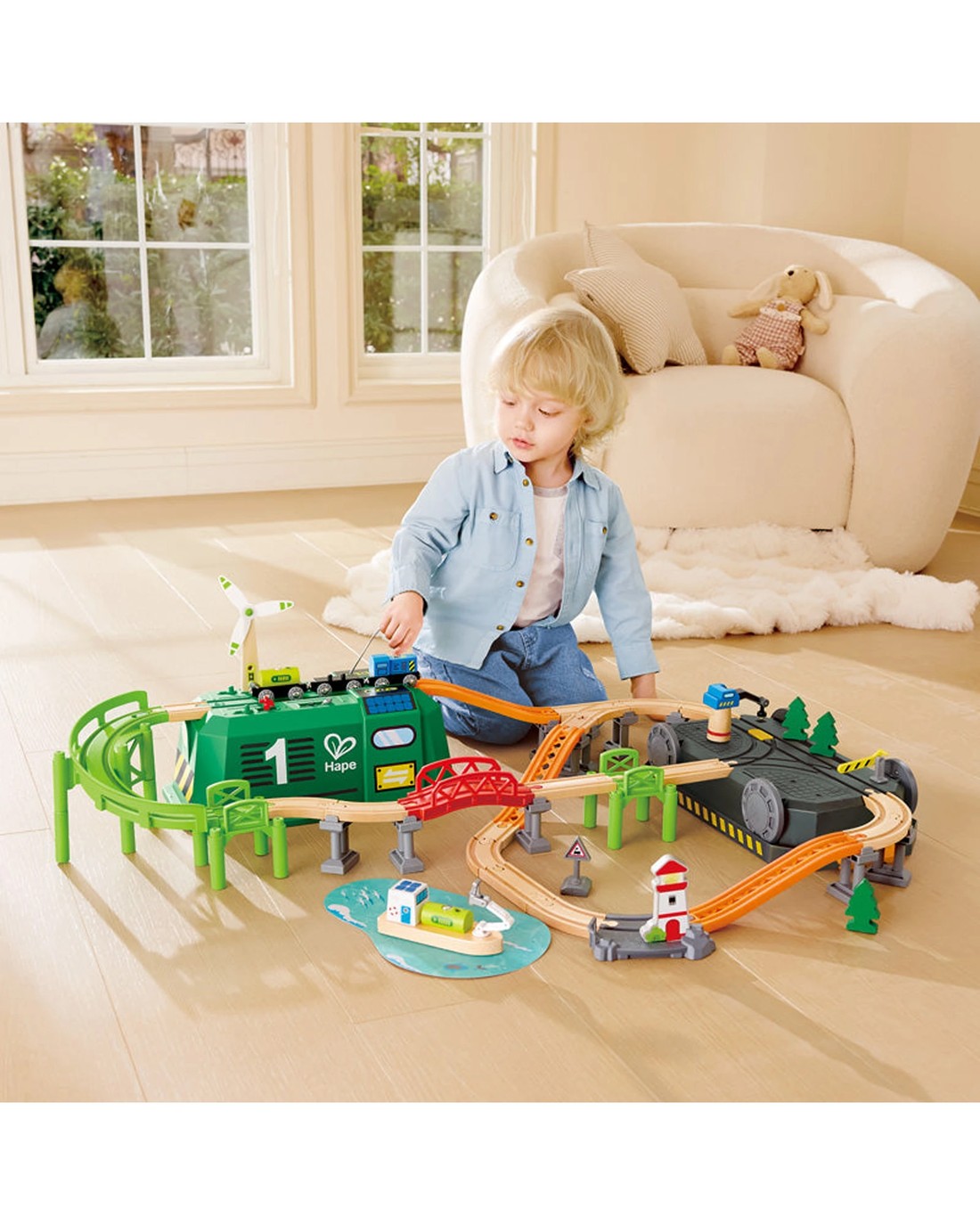 Hape Train Bucket Set Renewable Energy Solar Wind Powered Railway Kids ...