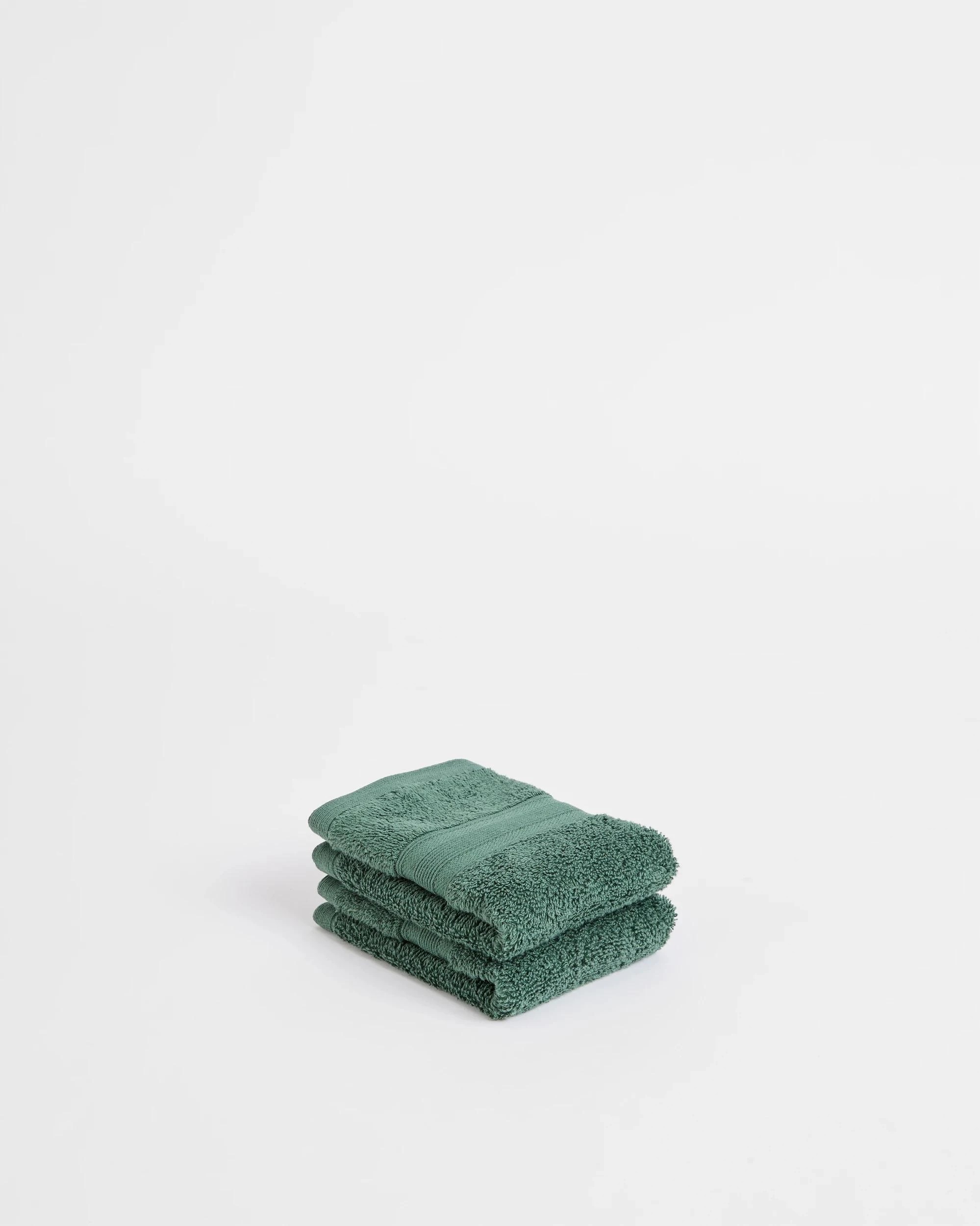 1 Grandeur Australian Cotton Face Washers 2 Pack - Green, 1 of 4