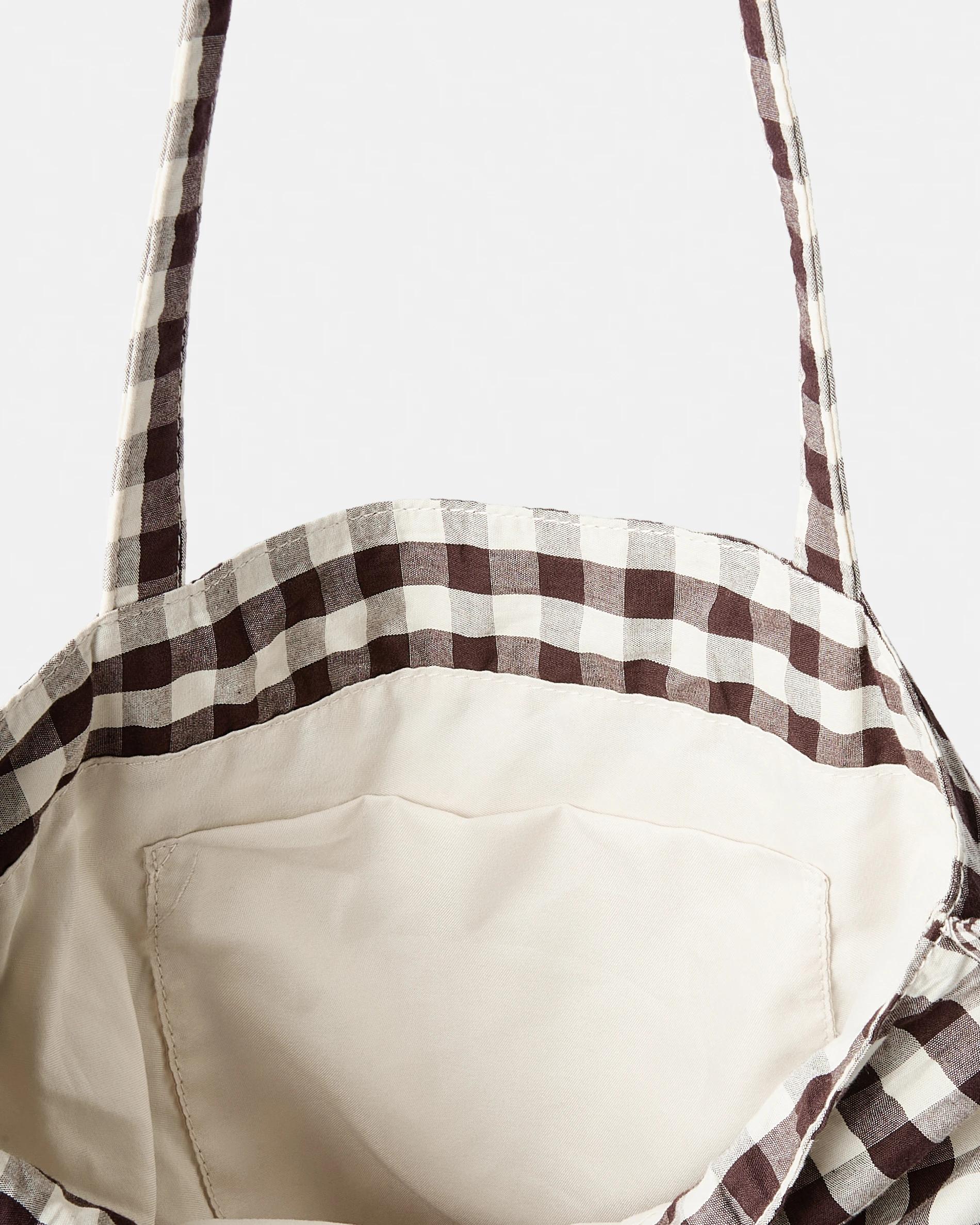 4 Fabric Ruffle Tote Bag Melt Brown, 4 of 5