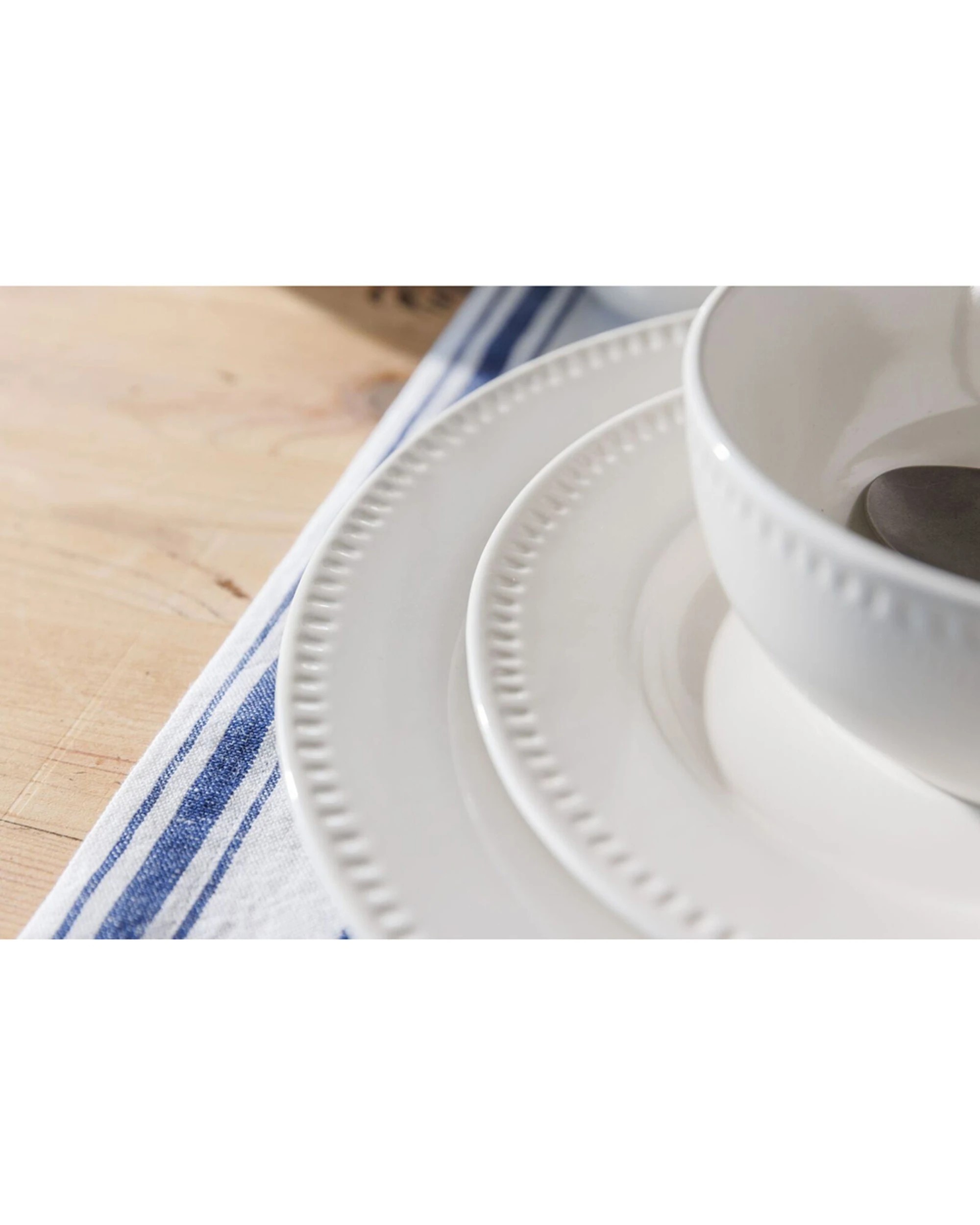 4 Mikasa 4pc Stoneware Dinner Plate Set 27cm Durable Classic Design - White, 4 of 7