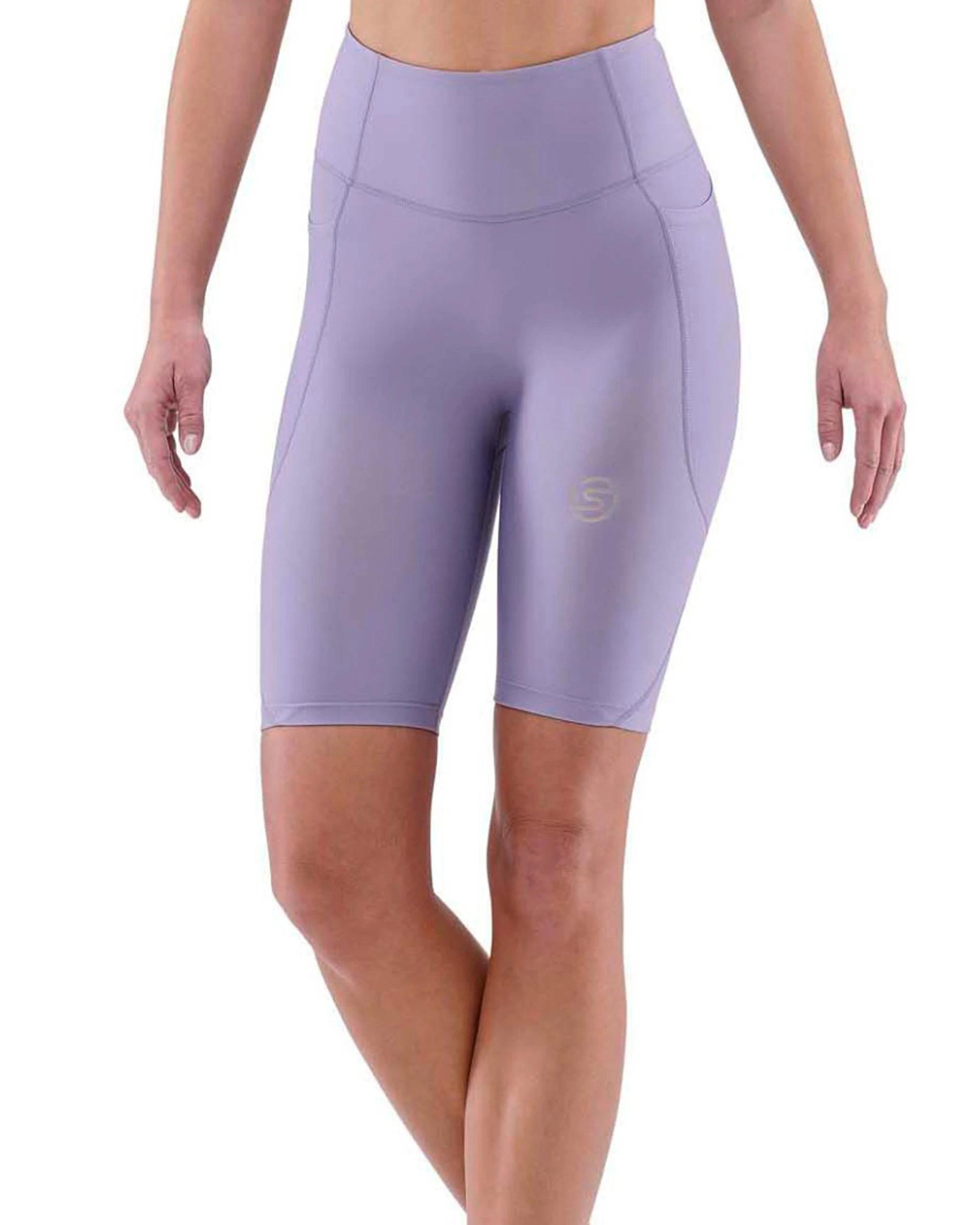 1 SKINS MOTION Women's Half Tights Woven Fabric Activewear DUST TARO, 1 of 3