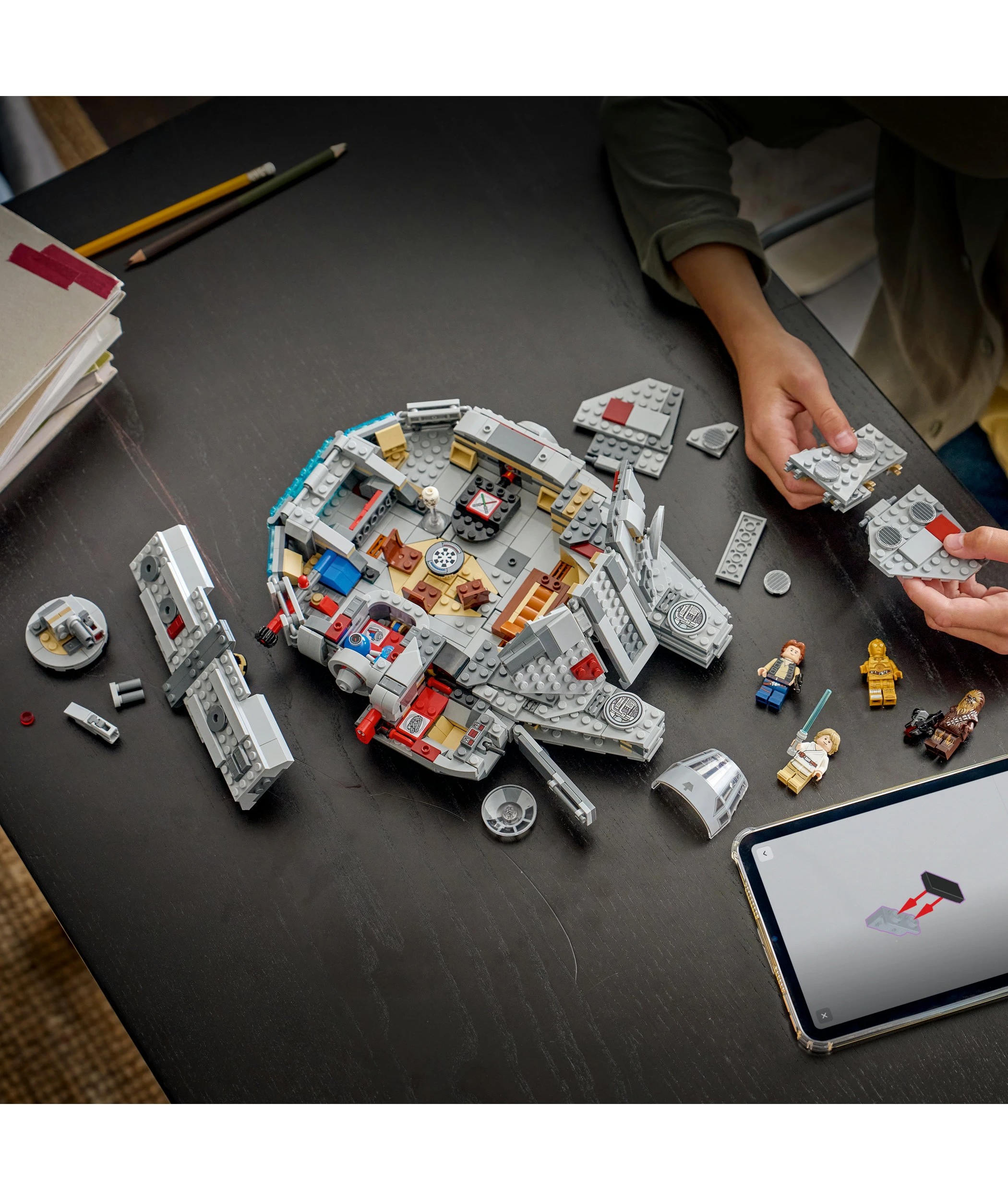 9 LEGO Star Wars SMART Play: Millennium Falcon 75426, 9 of 11