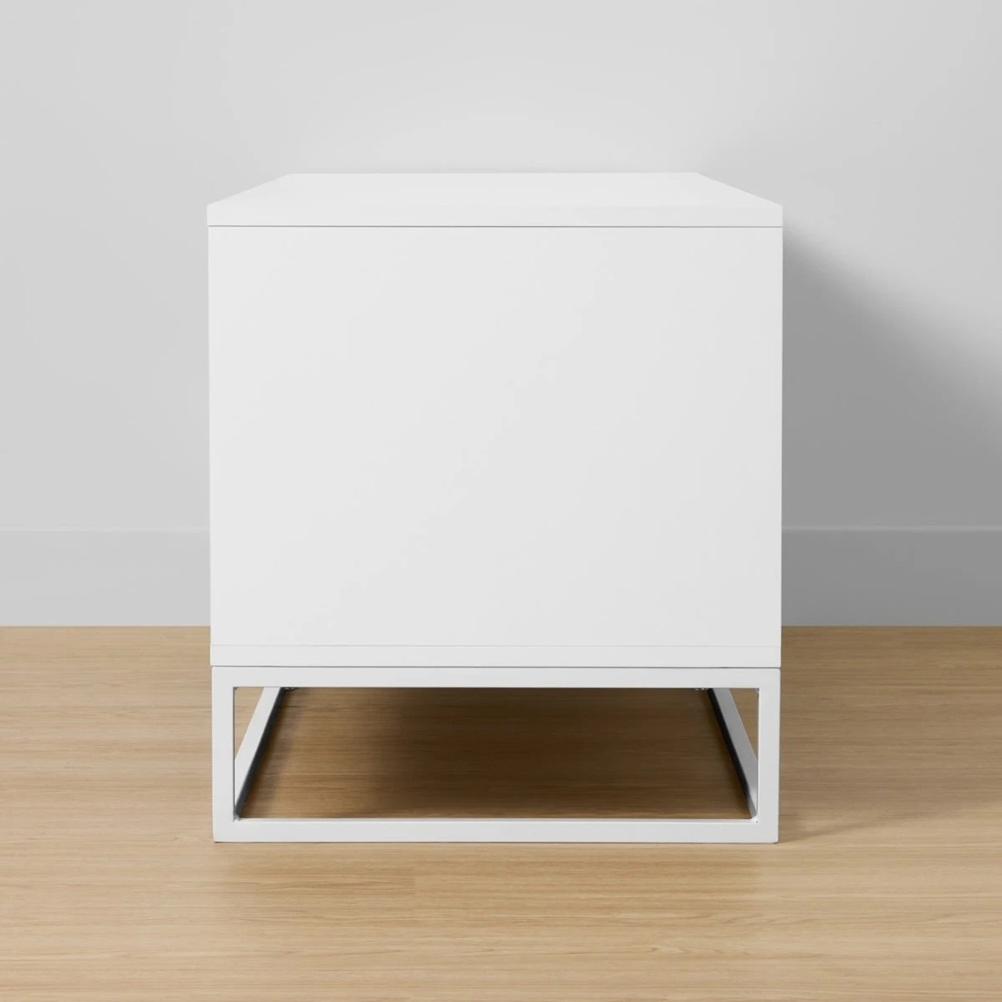 4 Stevie Entertainment Unit, 4 of 9