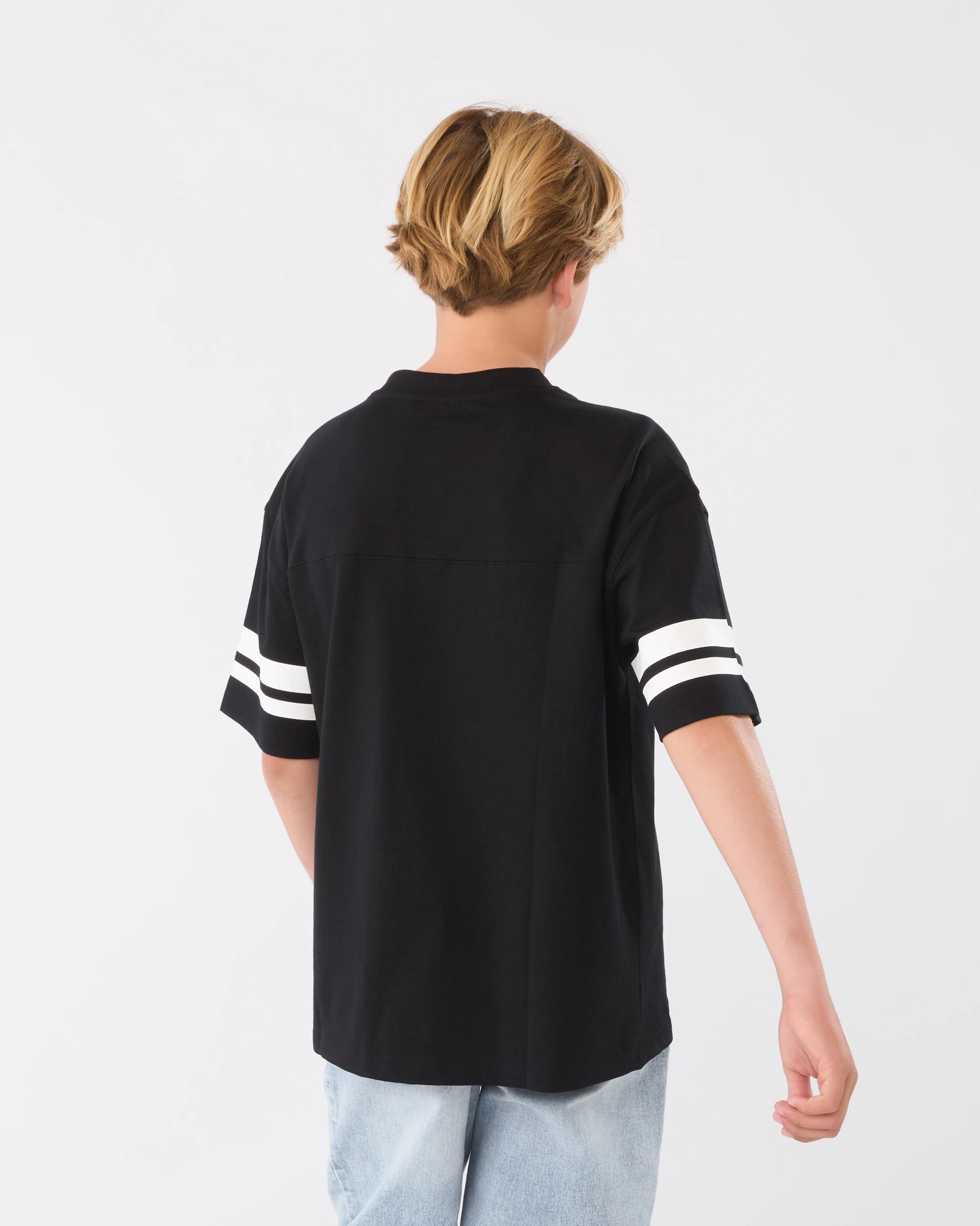 2 Short Sleeve V-neck Oversized T-shirt Black, 2 of 8