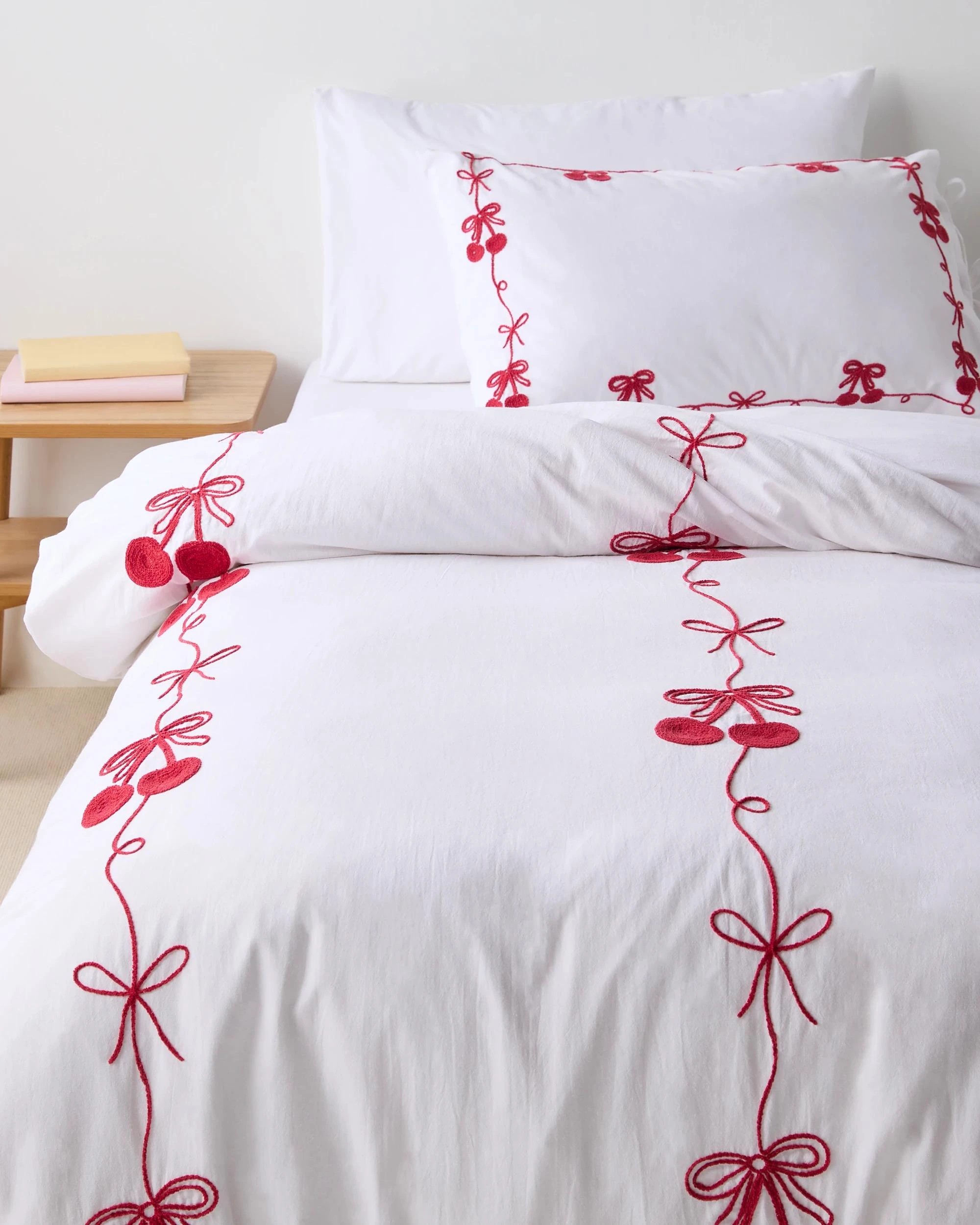1 Target Cherry Cotton Quilt Cover Set - Double Bed - White, 1 of 3