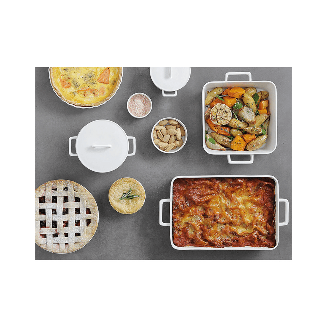 4 Maxwell & Williams Epicurious Porcelain Baking Dish With Grooved Handles
 - Black, 4 of 4