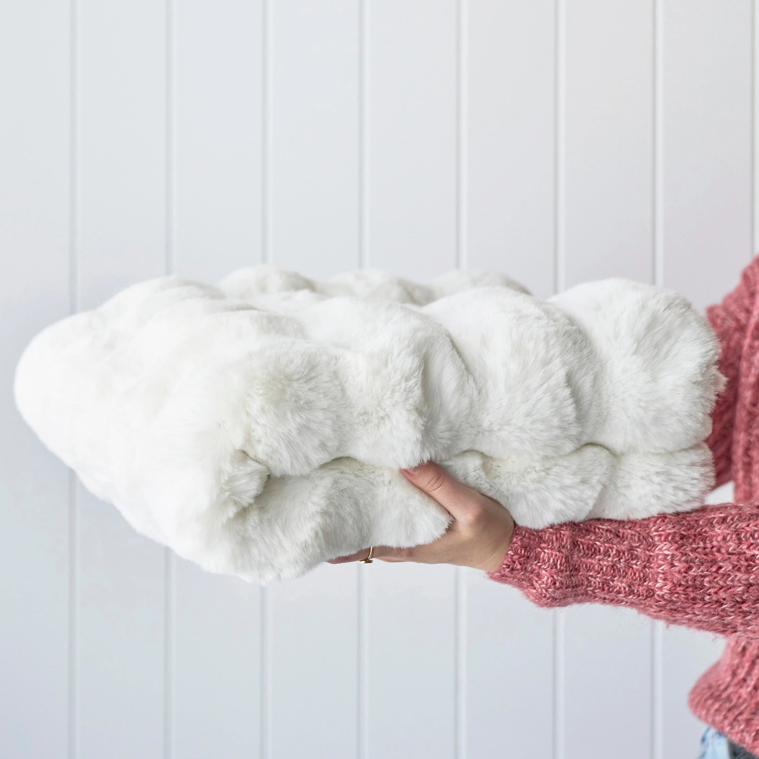 4 Common Ground Rugs PureForm 28 270x180cm - White, 4 of 10