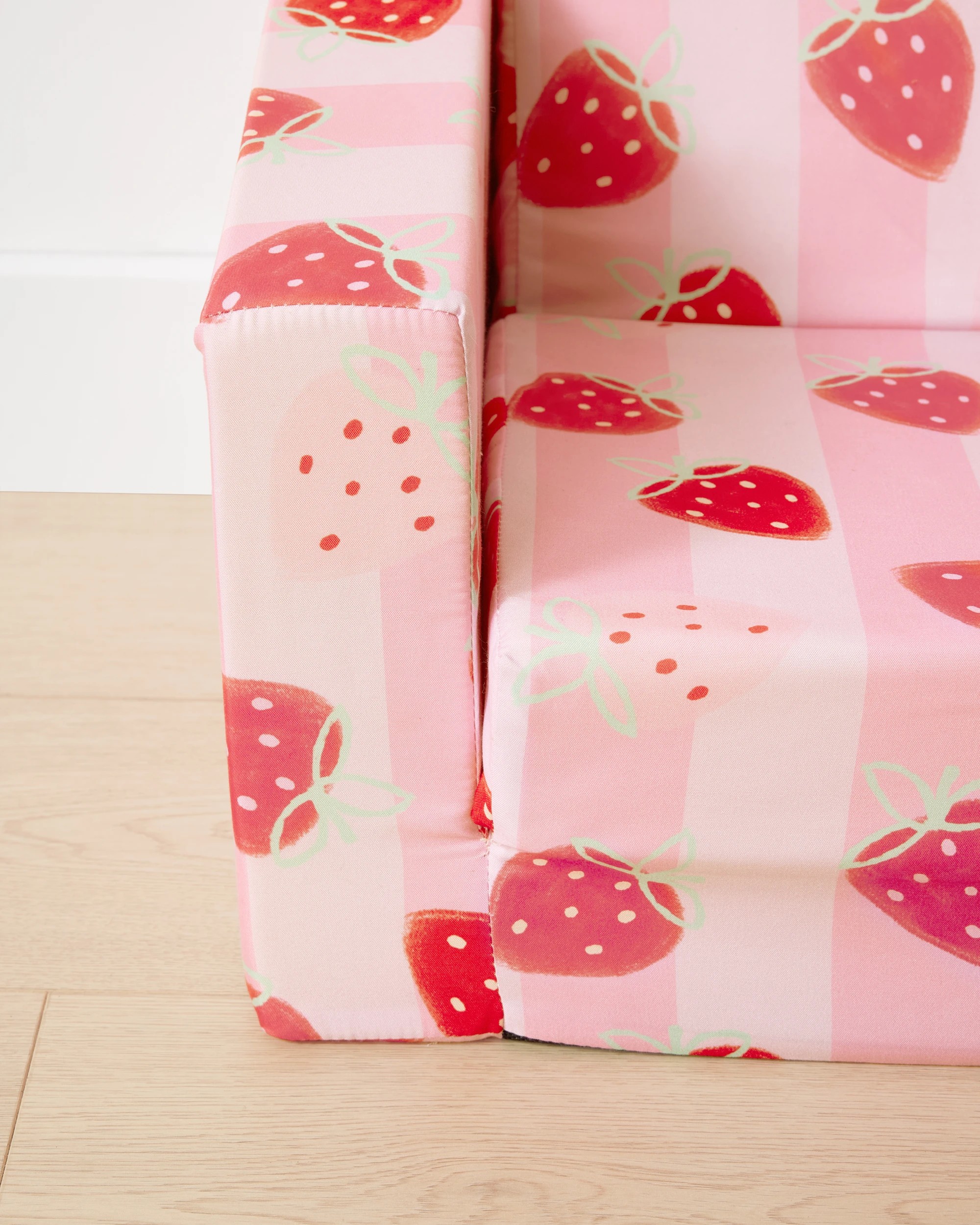 5 Flipout Sofa - Strawberry, 5 of 7