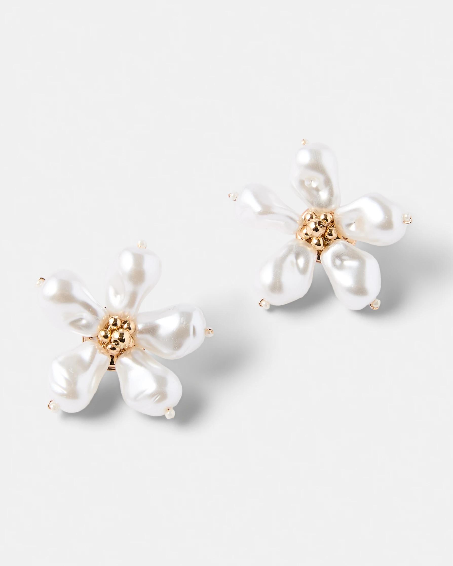 2 Faux Pearl Flower Stud Earrings - Gold Tone Gold, 2 of 5