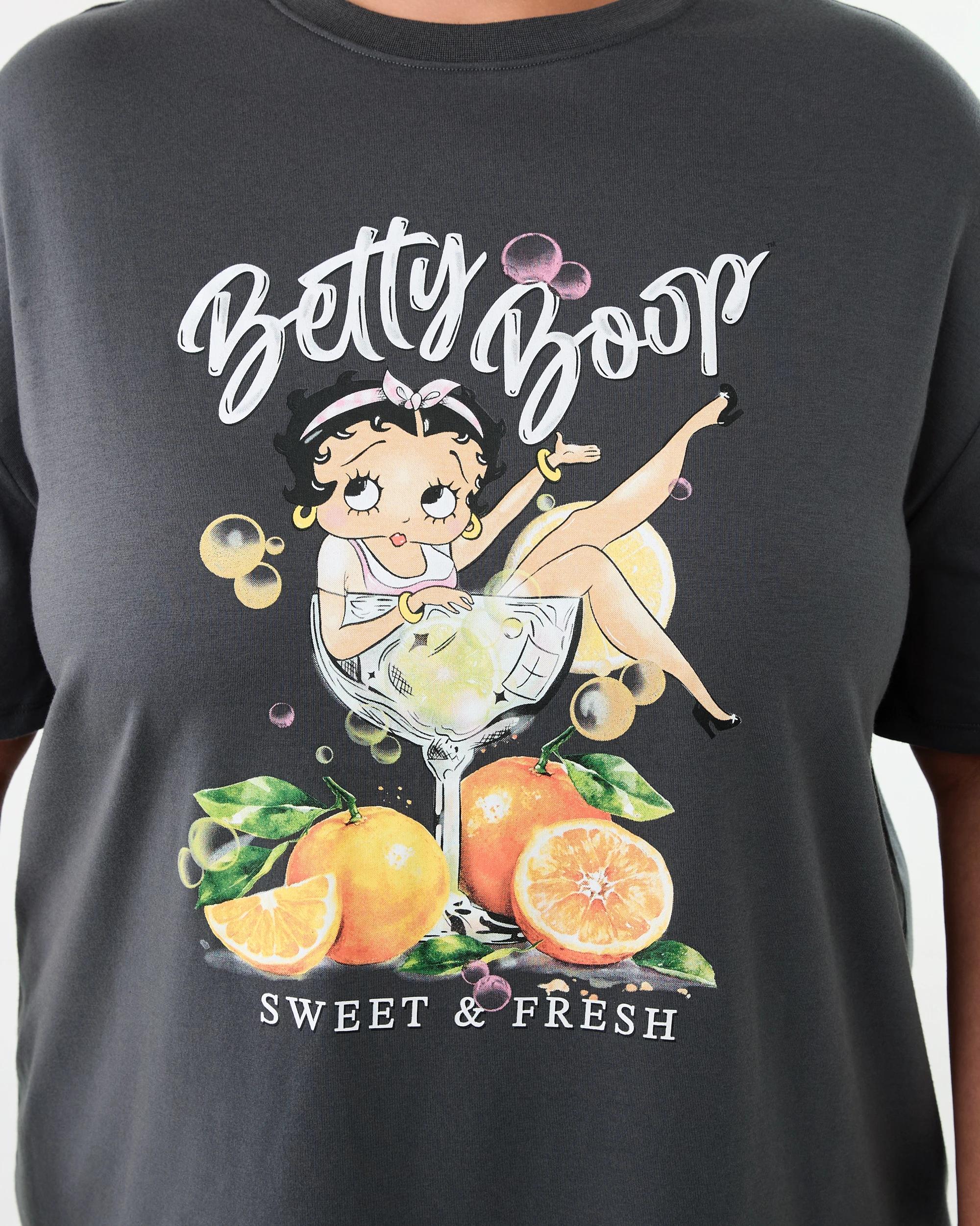 5 Curve Short Sleeve Betty Boop License T-shirt Bet Boop, 5 of 5