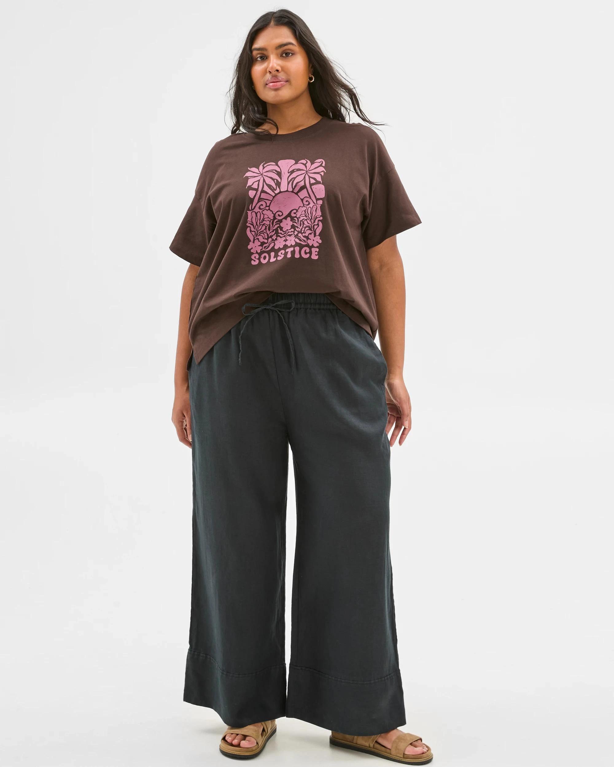 3 Target Plus Size Australian Cotton Graphic Split Hem T-Shirt BRUNETTE/DAMSON, 3 of 7