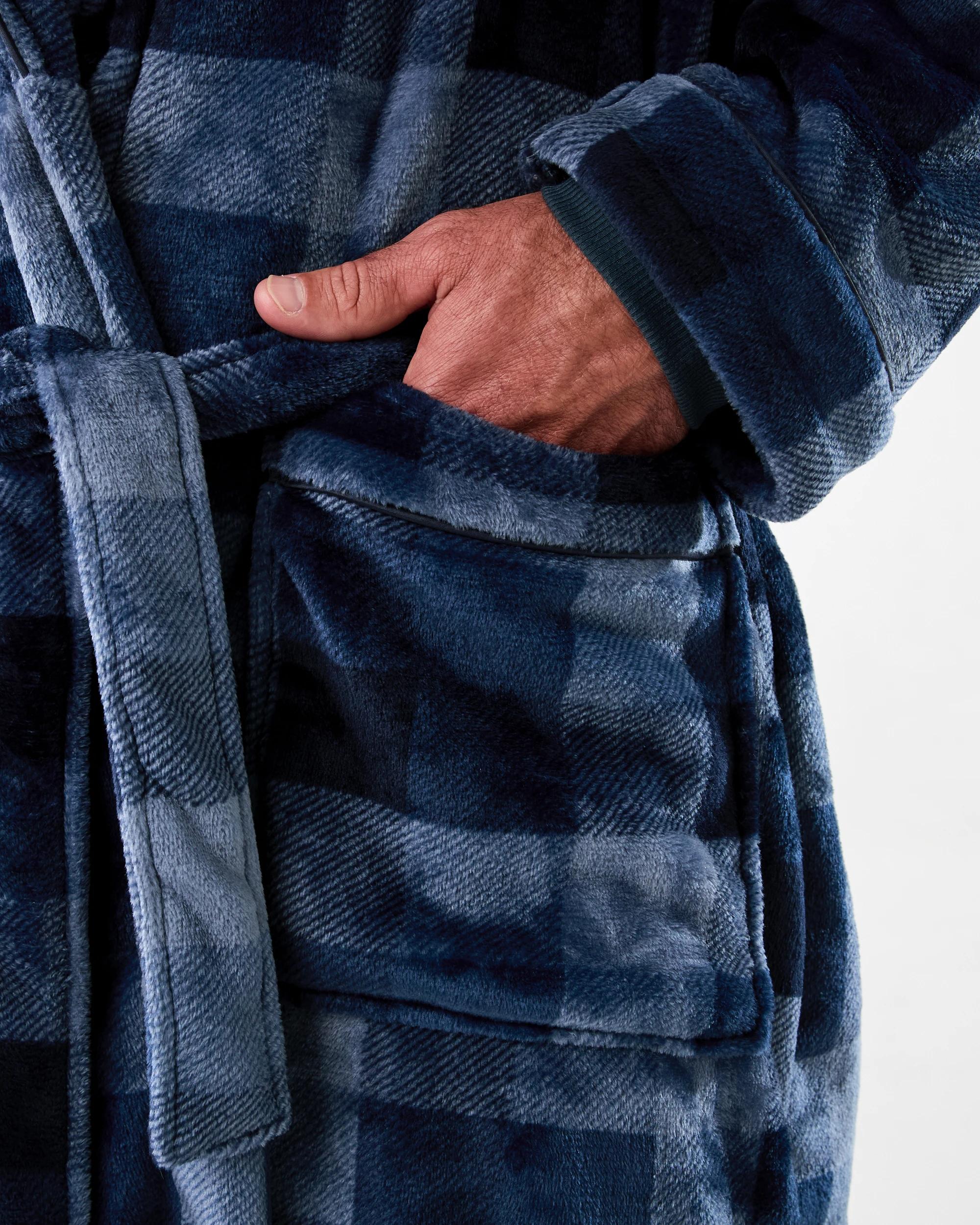 6 Check Coral Fleece Gown Arthurchek, 6 of 8