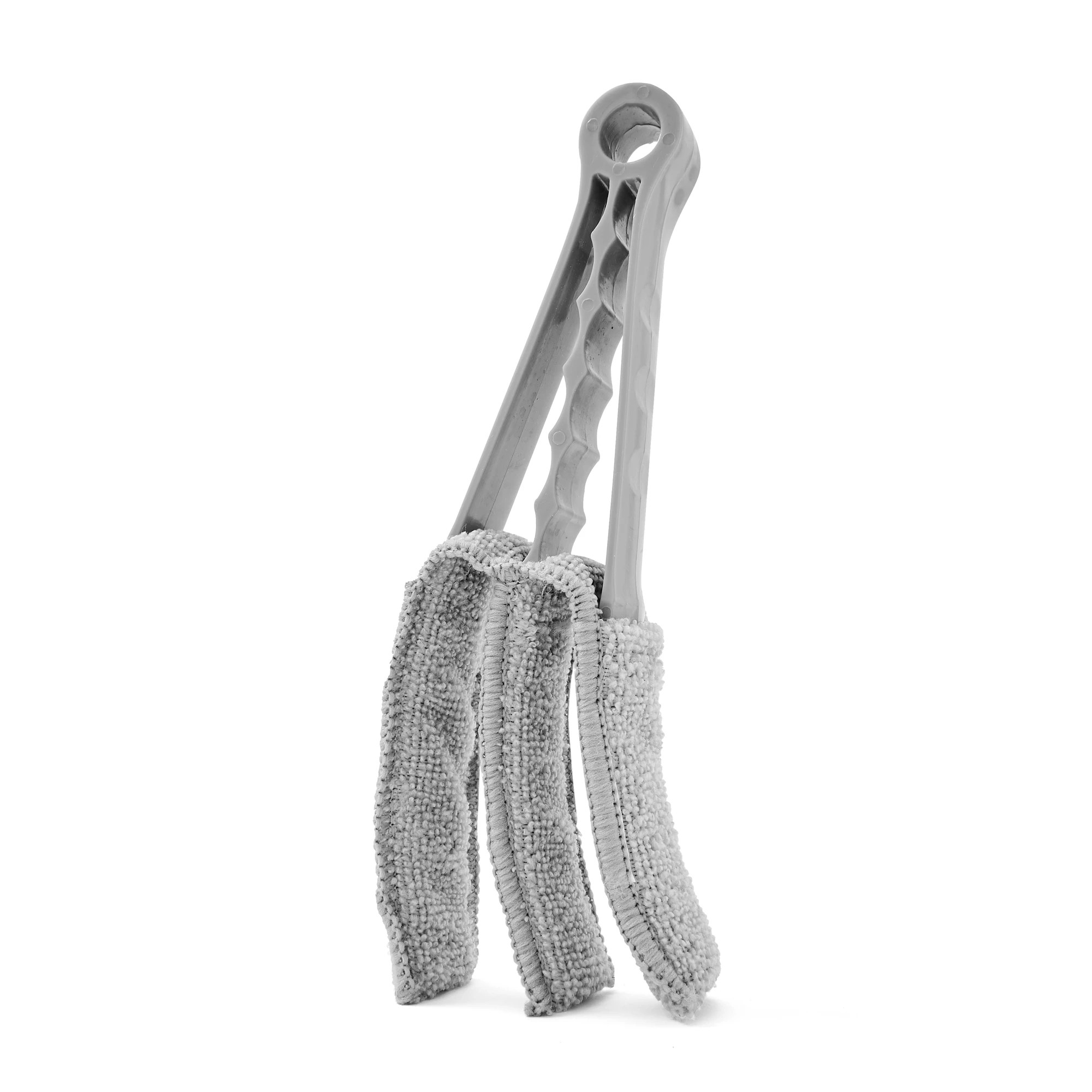 2 Set of 3 Blind Dusters, 2 of 8