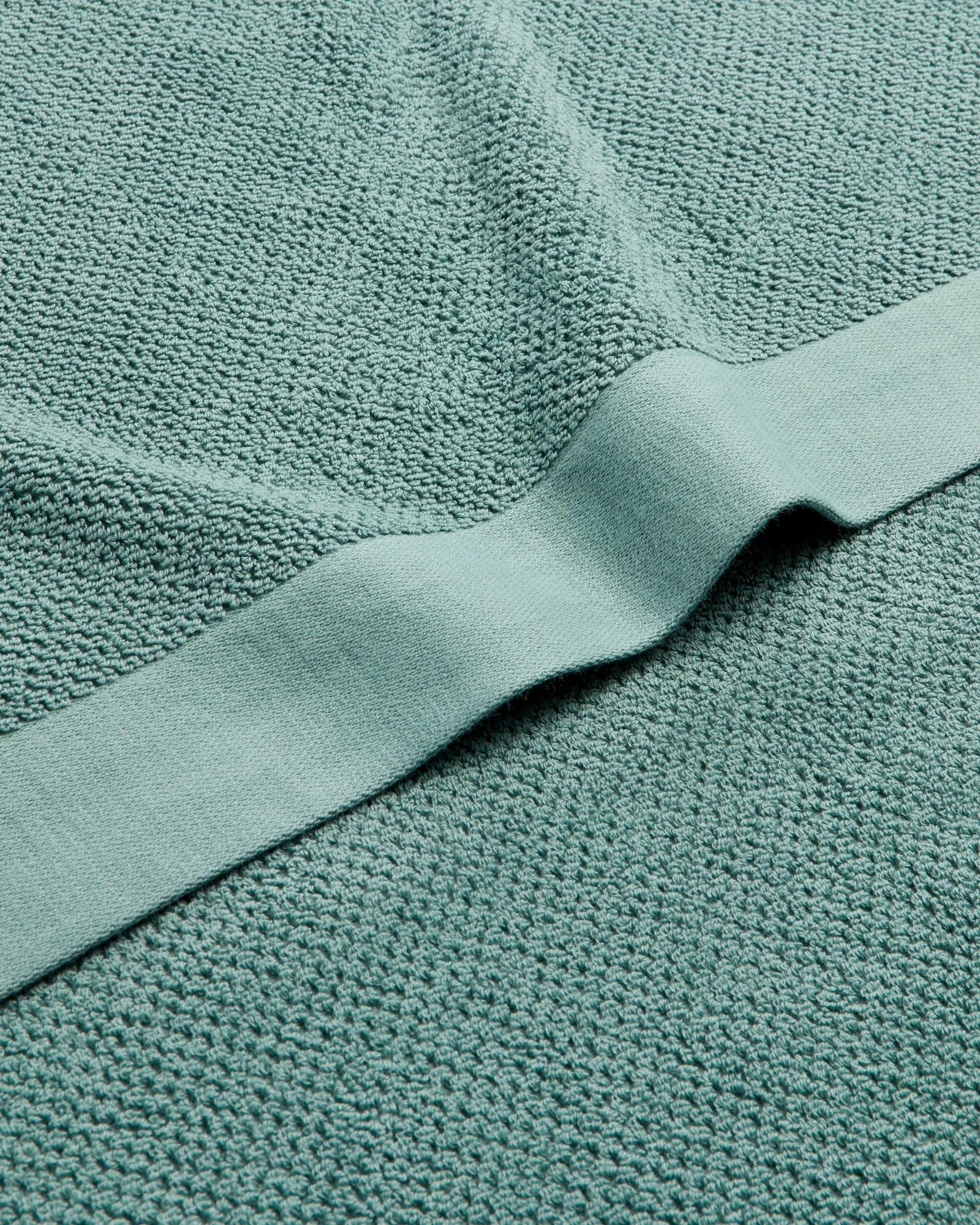 2 Target Australian Cotton Bath Towel - Milo - Green, 2 of 3