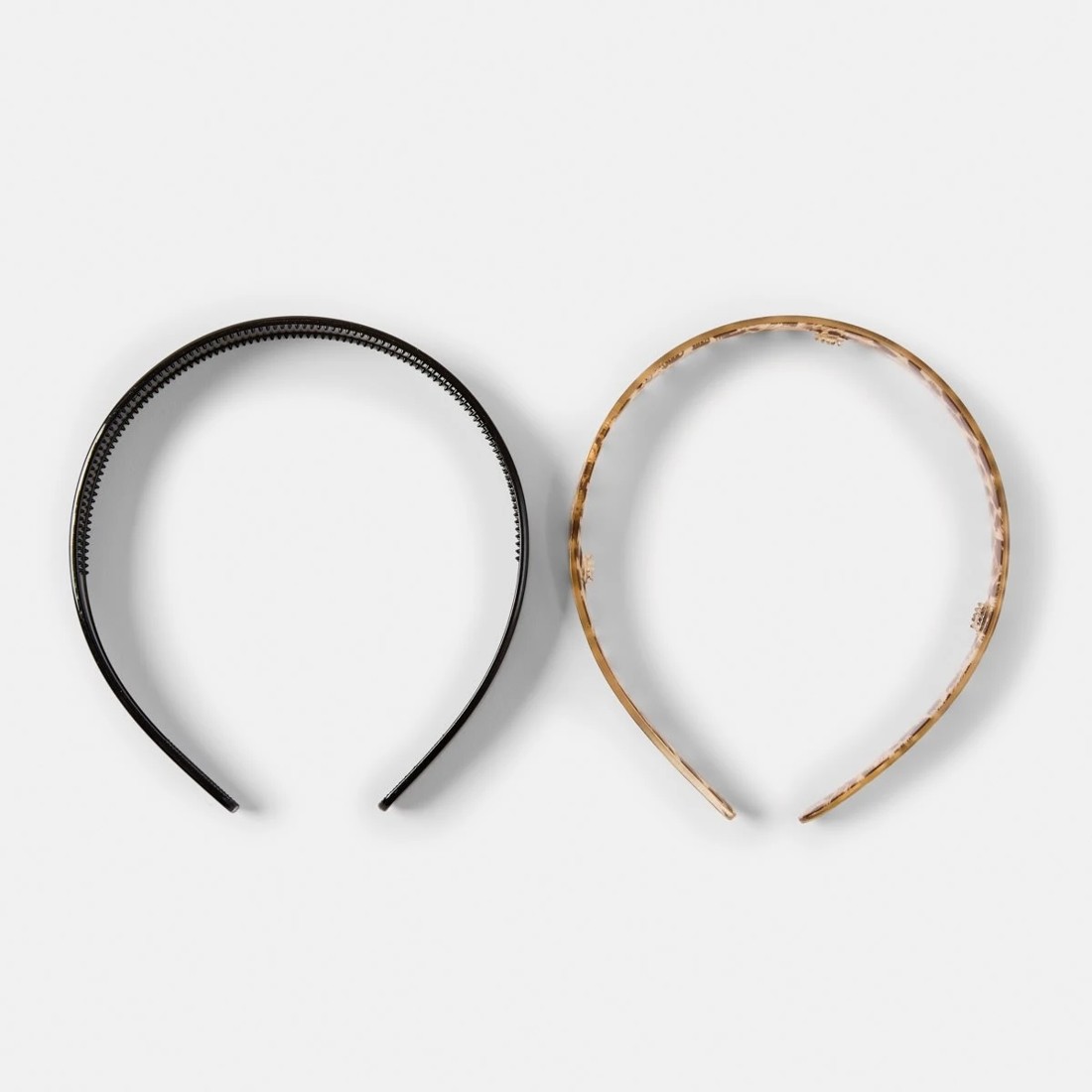 2 2 Pack Plastic Headband - Black and Leopard Print, 2 of 5