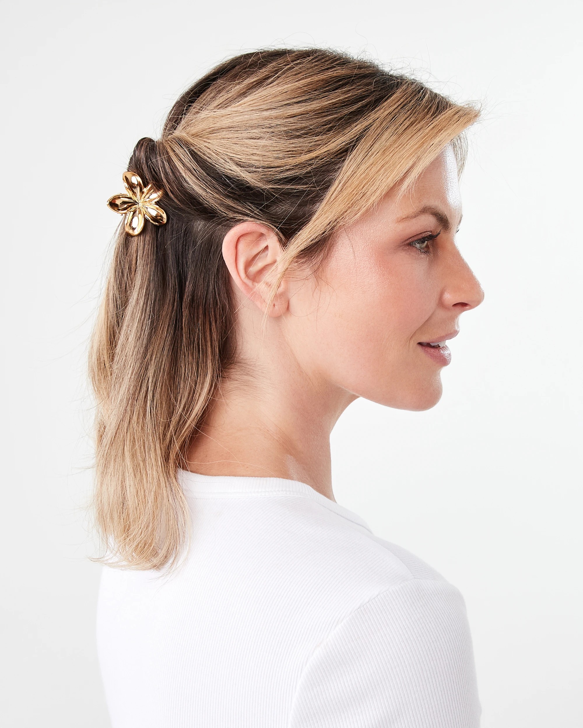 3 4 Pack Mini Frangipani Claw Hair Clips, 3 of 4