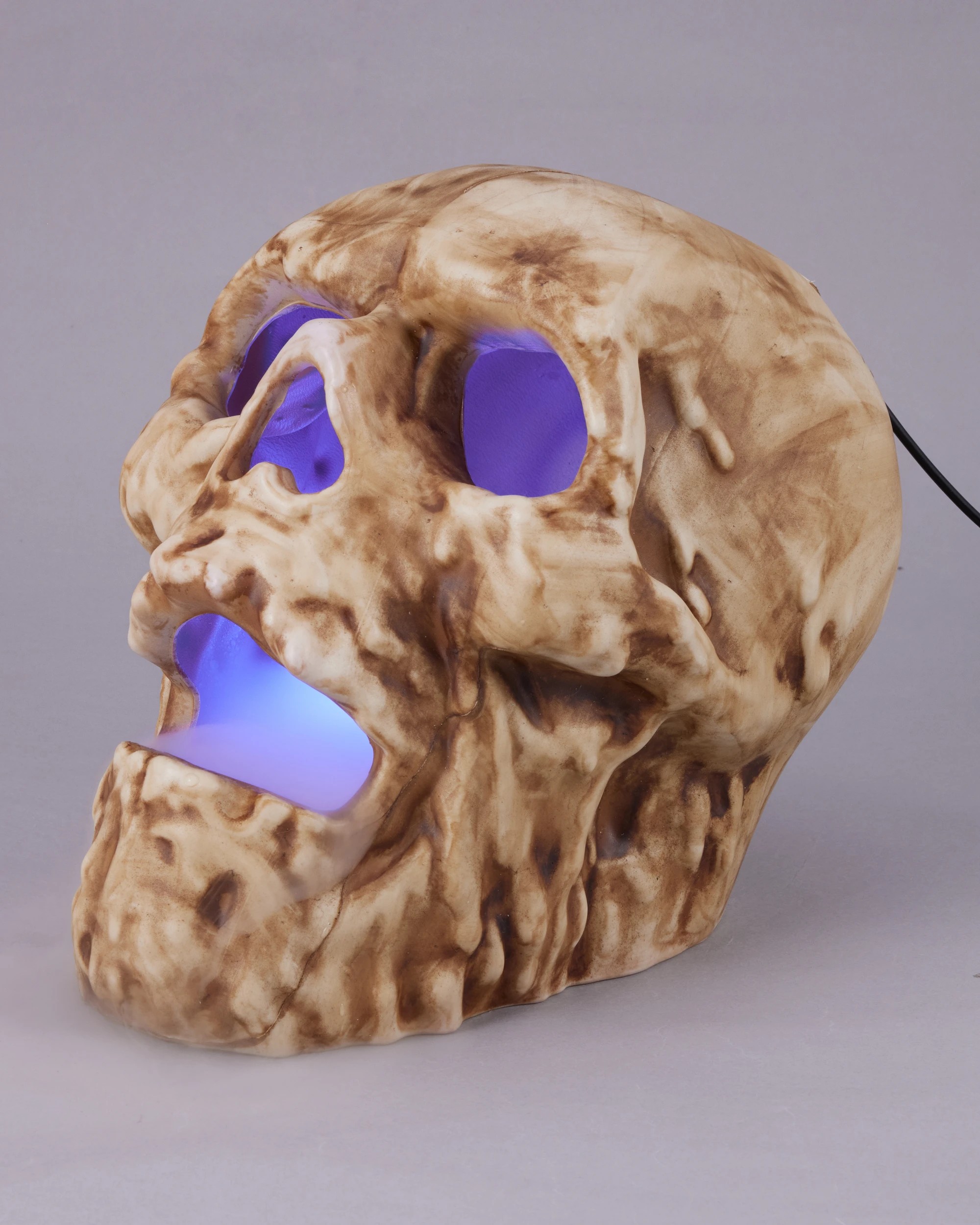 1 Low Voltage Animated Misting Skull, 1 of 8