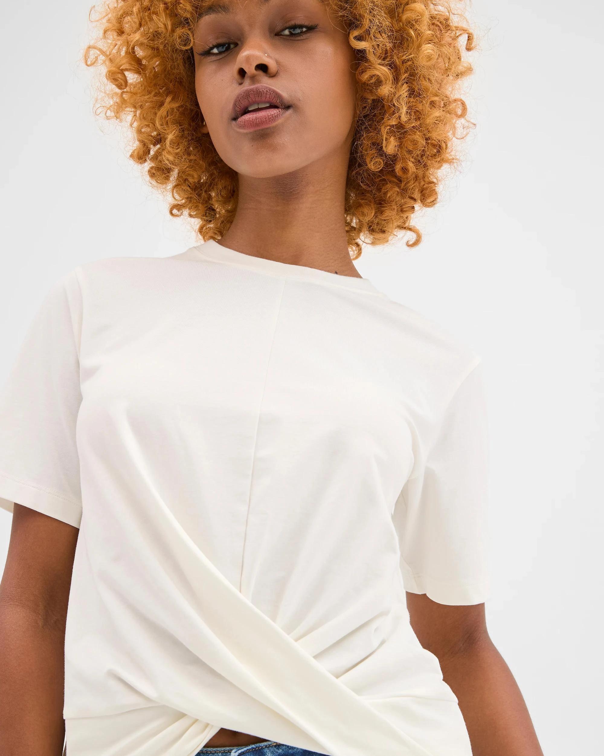 1 Target Petites Petites Short Sleeve Twist Front T-Shirt CLOUD DANCER, 1 of 5