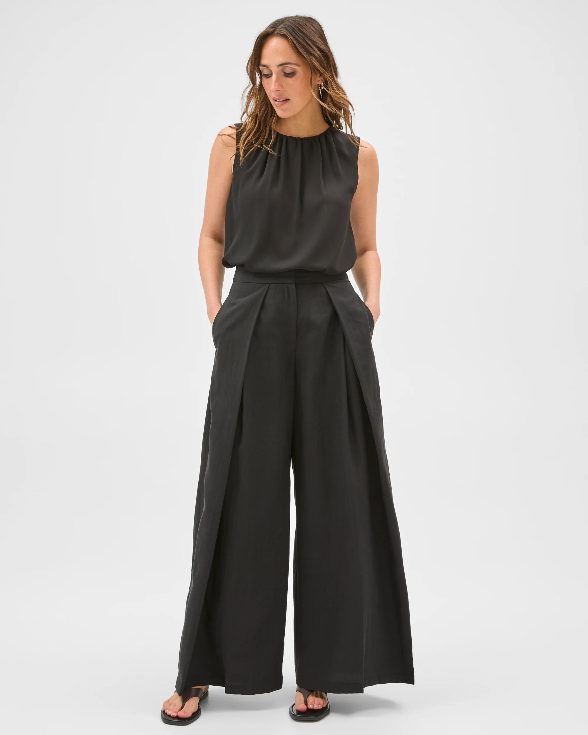 2 Preview Crossover Pleated Wide Leg Pants BLACK, 2 of 7