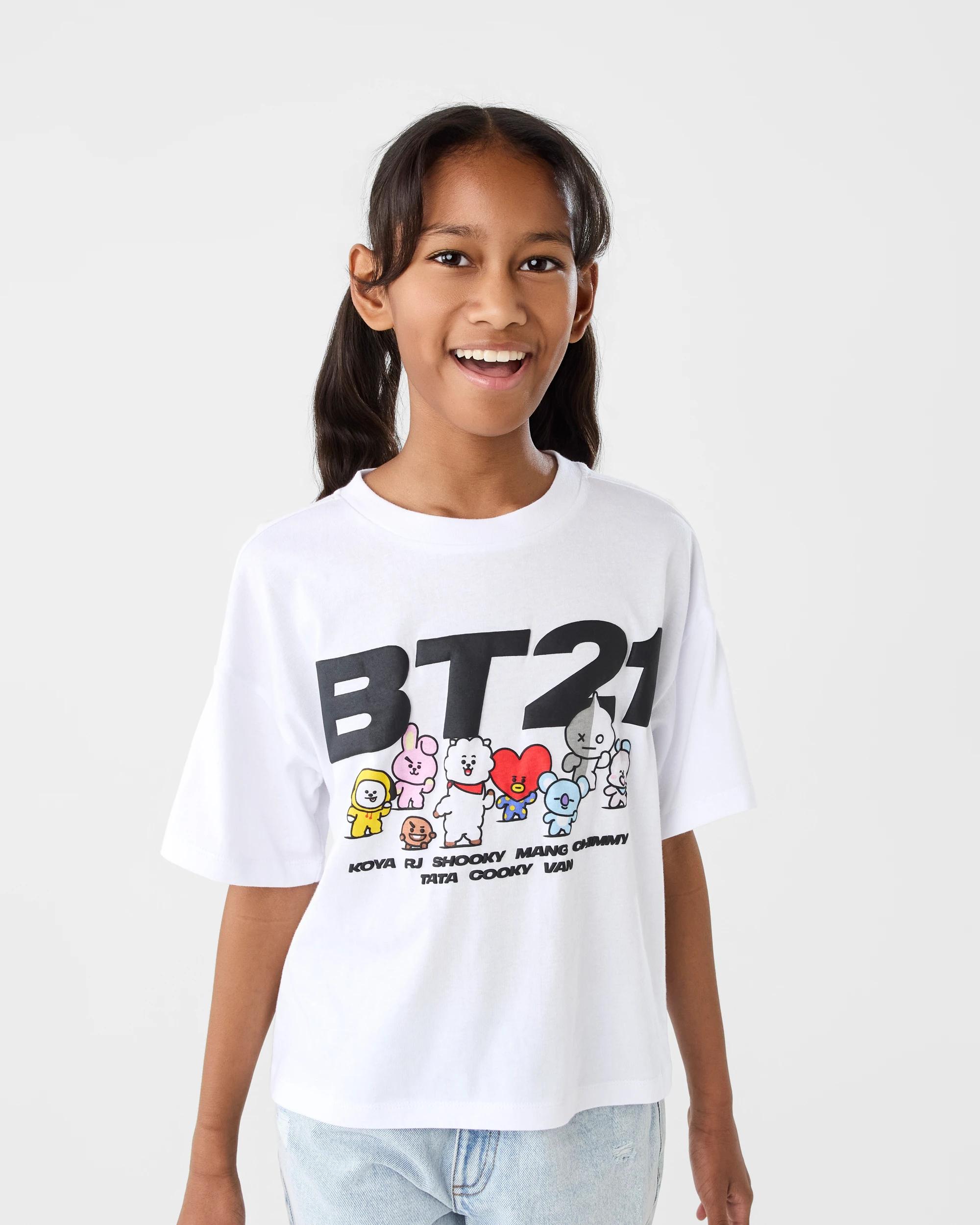1 BT21 License Cropped T-shirt Bt21, 1 of 6